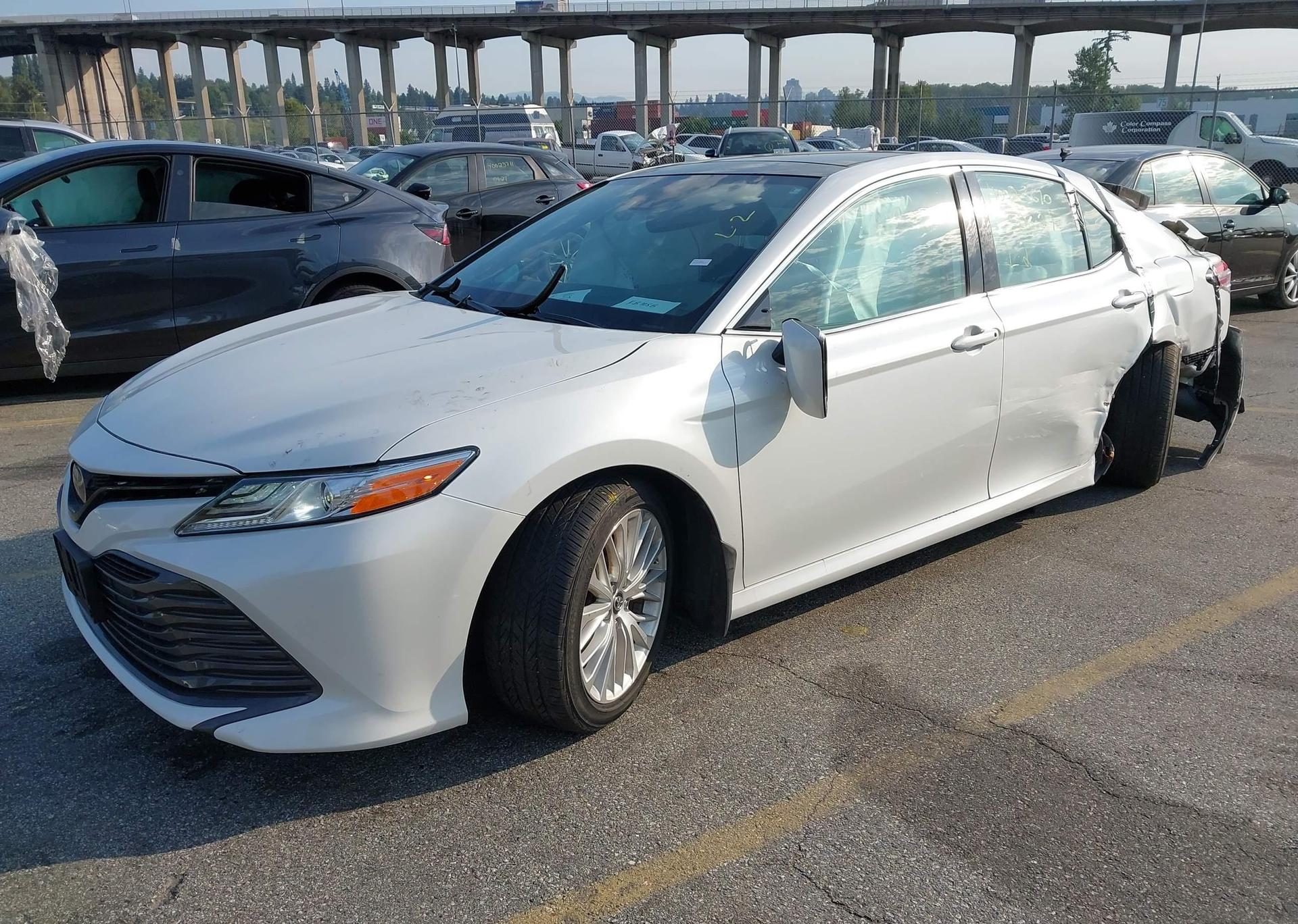 2019 TOYOTA CAMRY