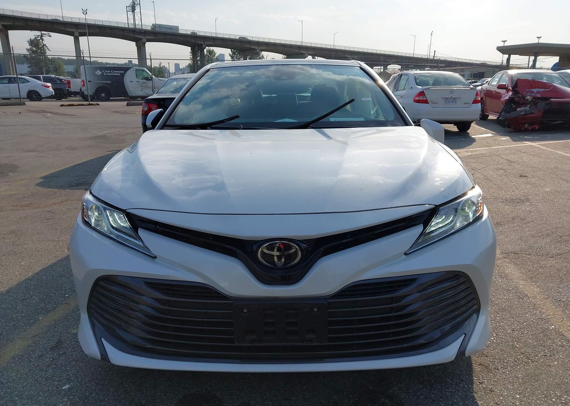 2019 TOYOTA CAMRY