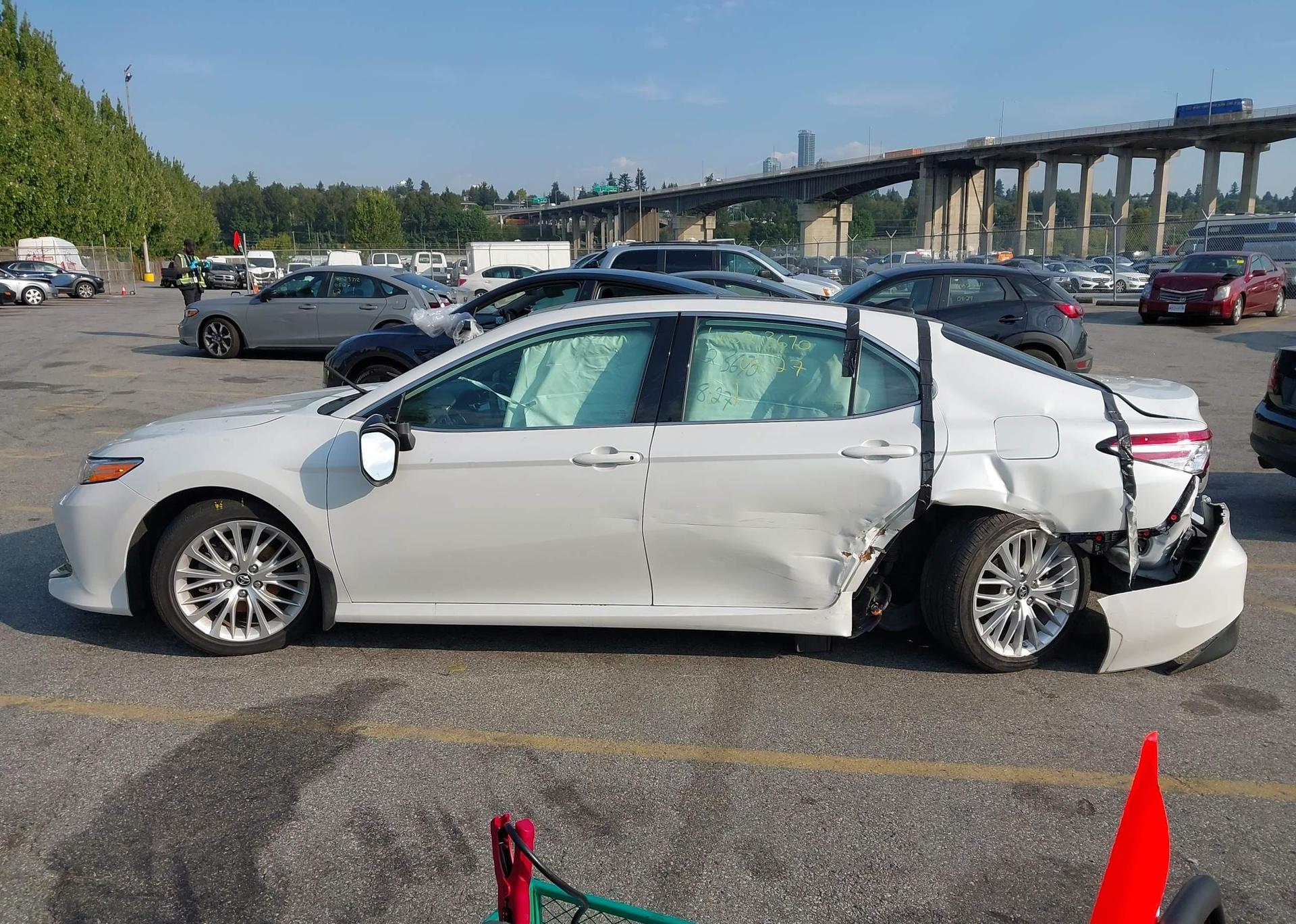 2019 TOYOTA CAMRY
