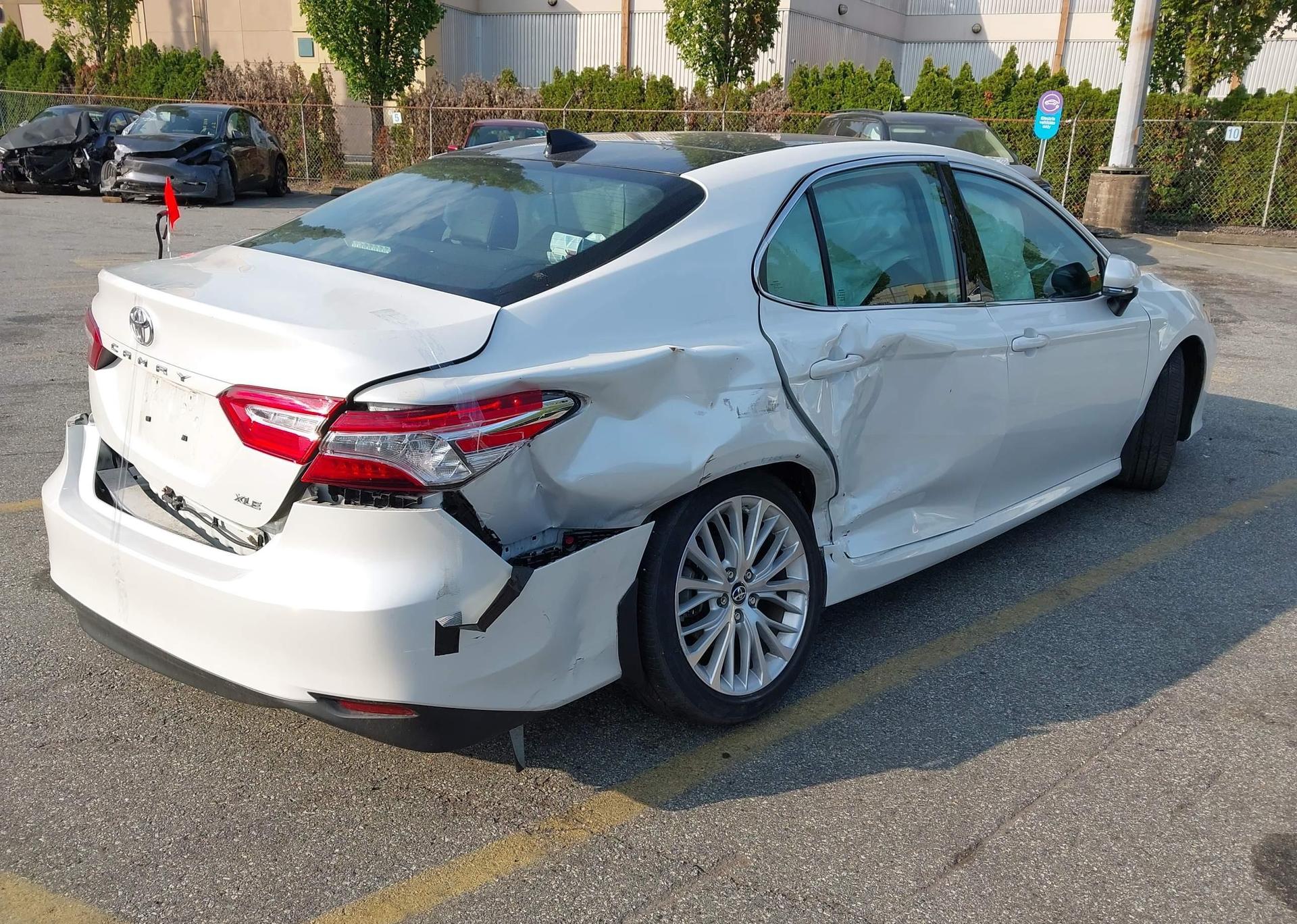 2019 TOYOTA CAMRY