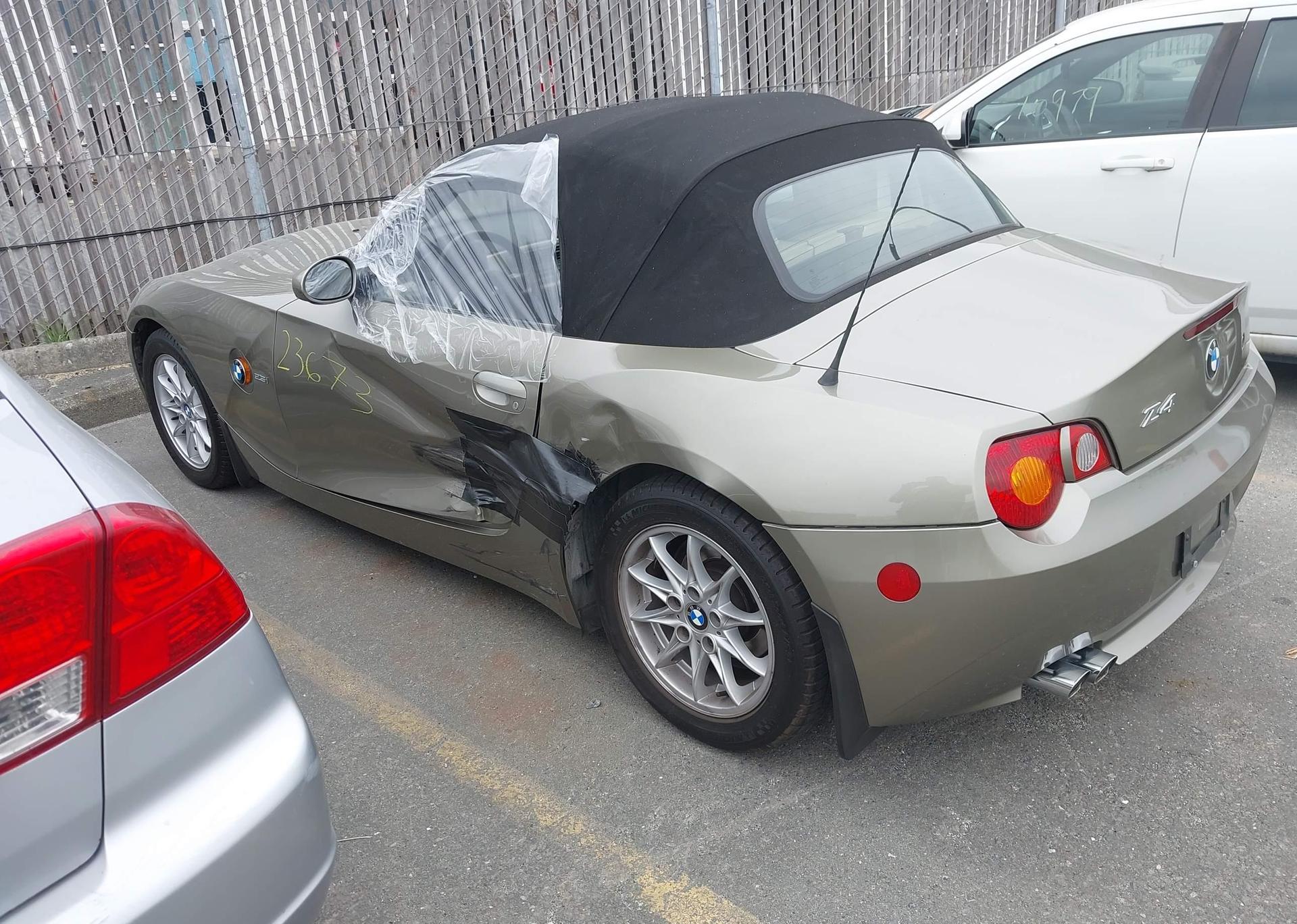 2004 BMW Z4