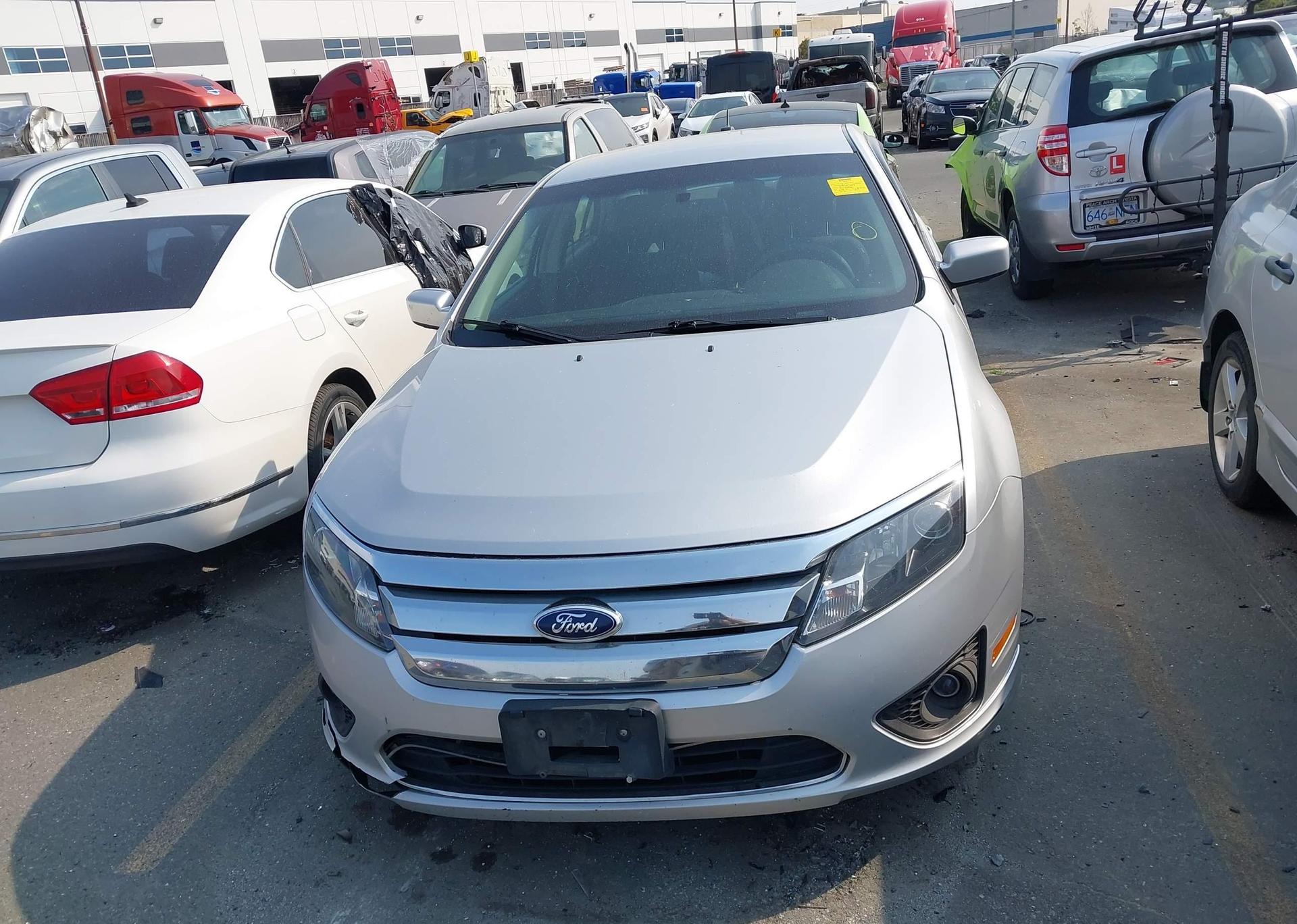 2012 FORD FUSION SE