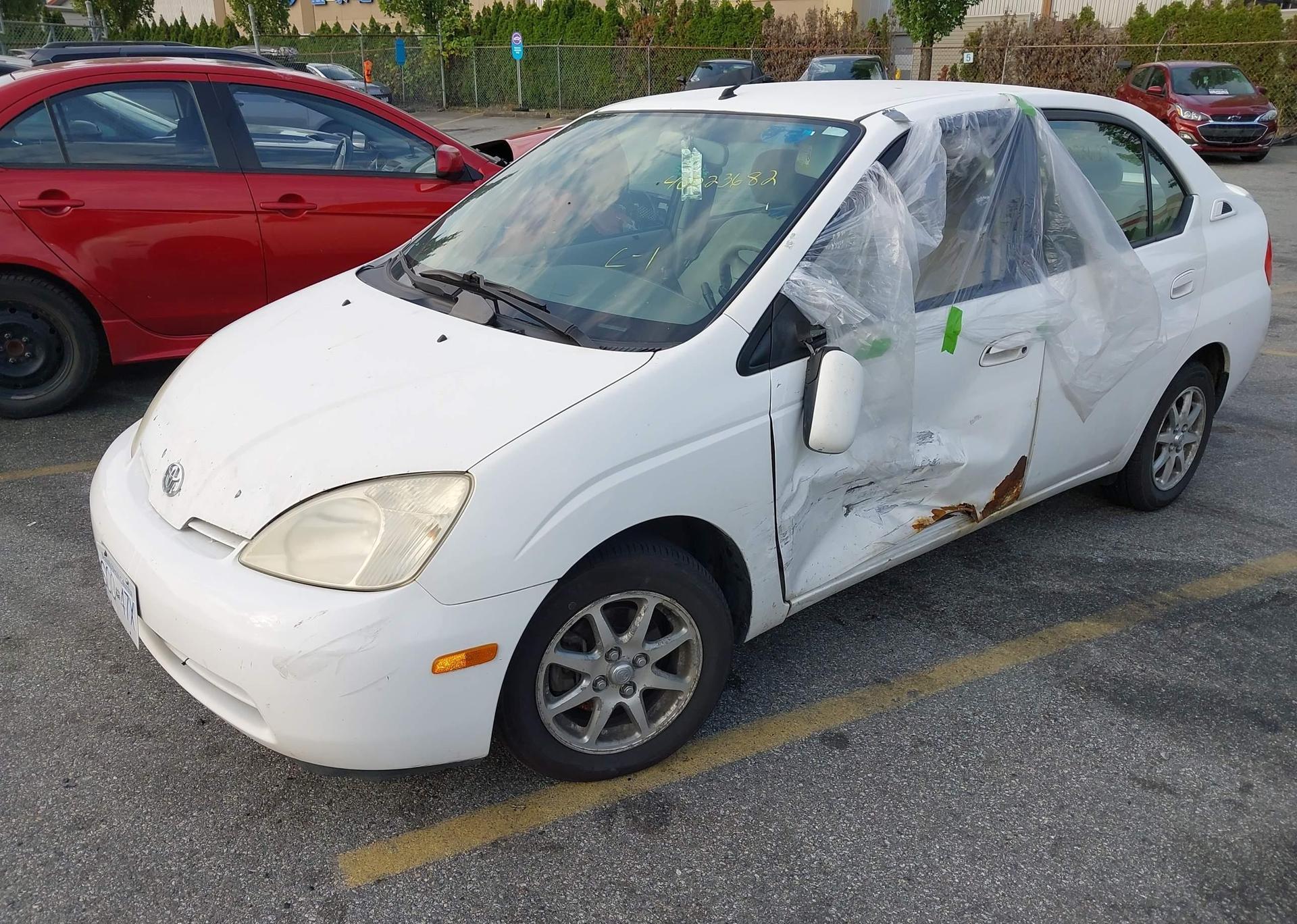 2001 TOYOTA PRIUS