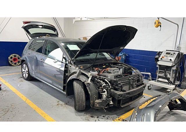 2019 VOLKSWAGEN GOLF