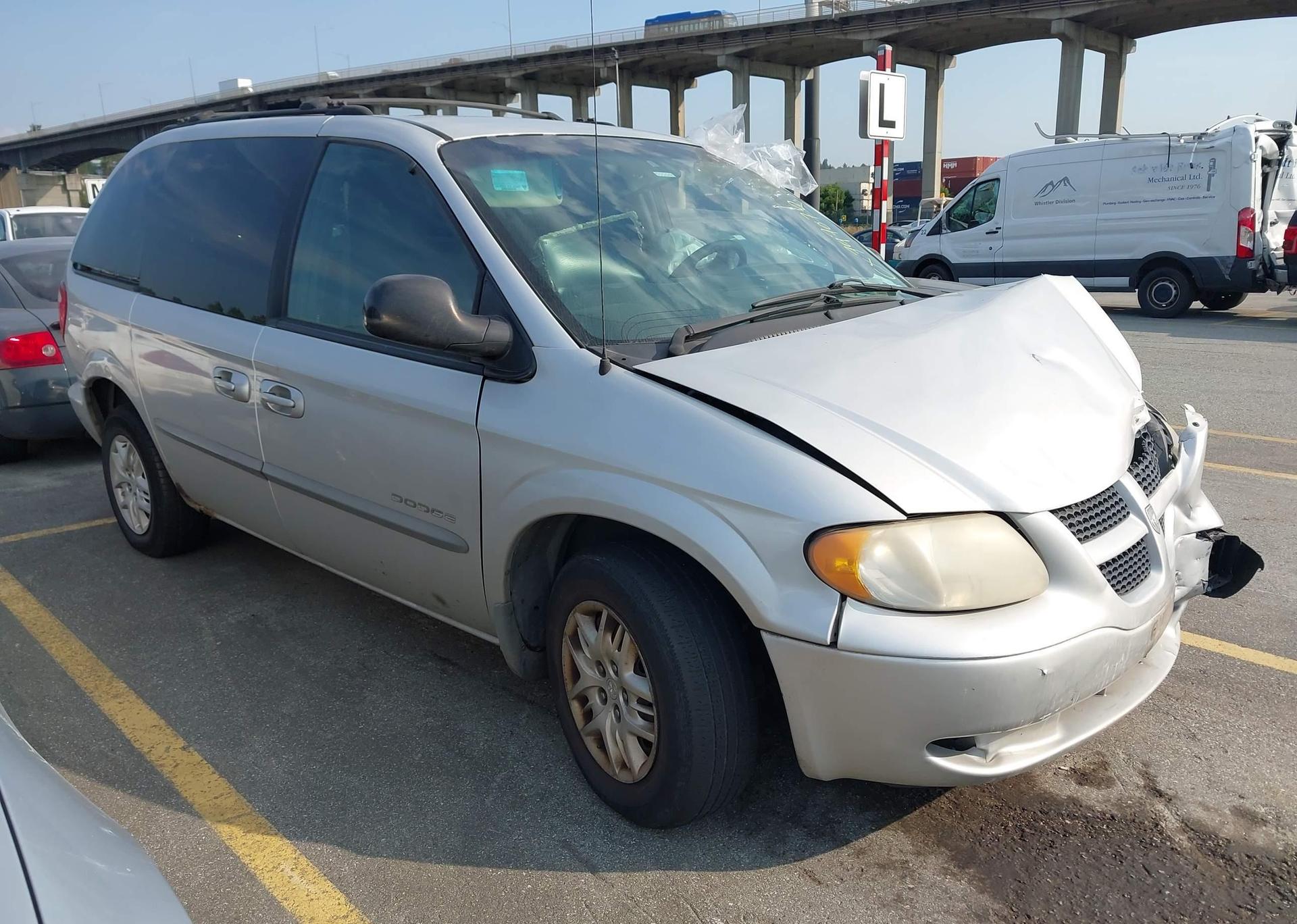 2001 DODGE CARAVAN SPORT