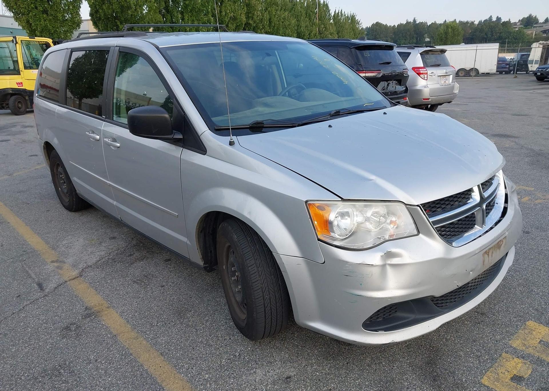2012 DODGE GRAND CARAVAN SE