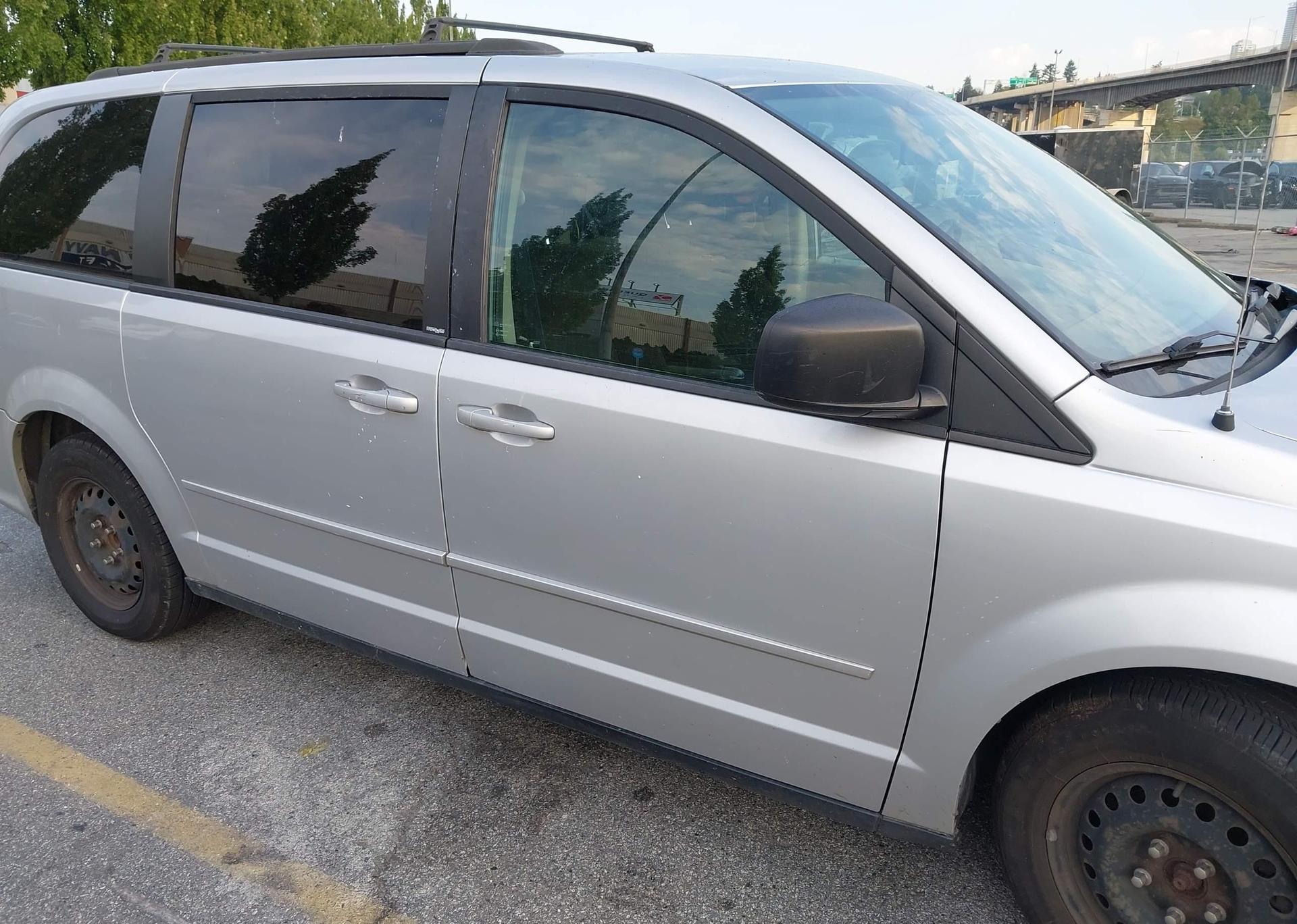 2012 DODGE GRAND CARAVAN SE
