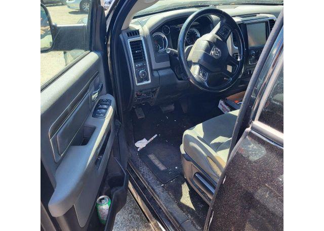 2016 RAM 1500 SLT