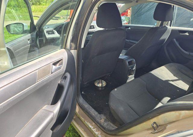 2014 VOLKSWAGEN JETTA
