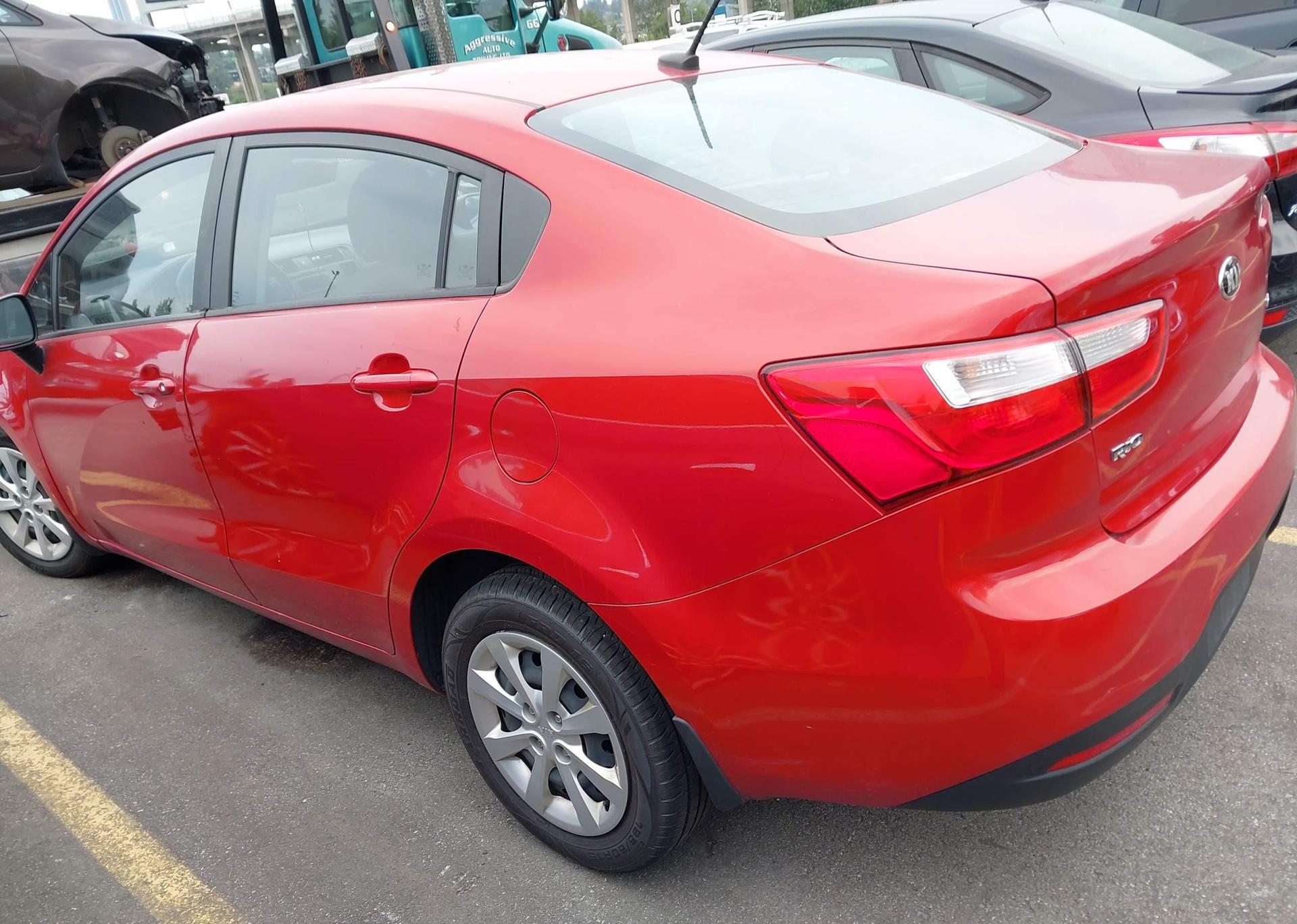 2015 KIA RIO LX