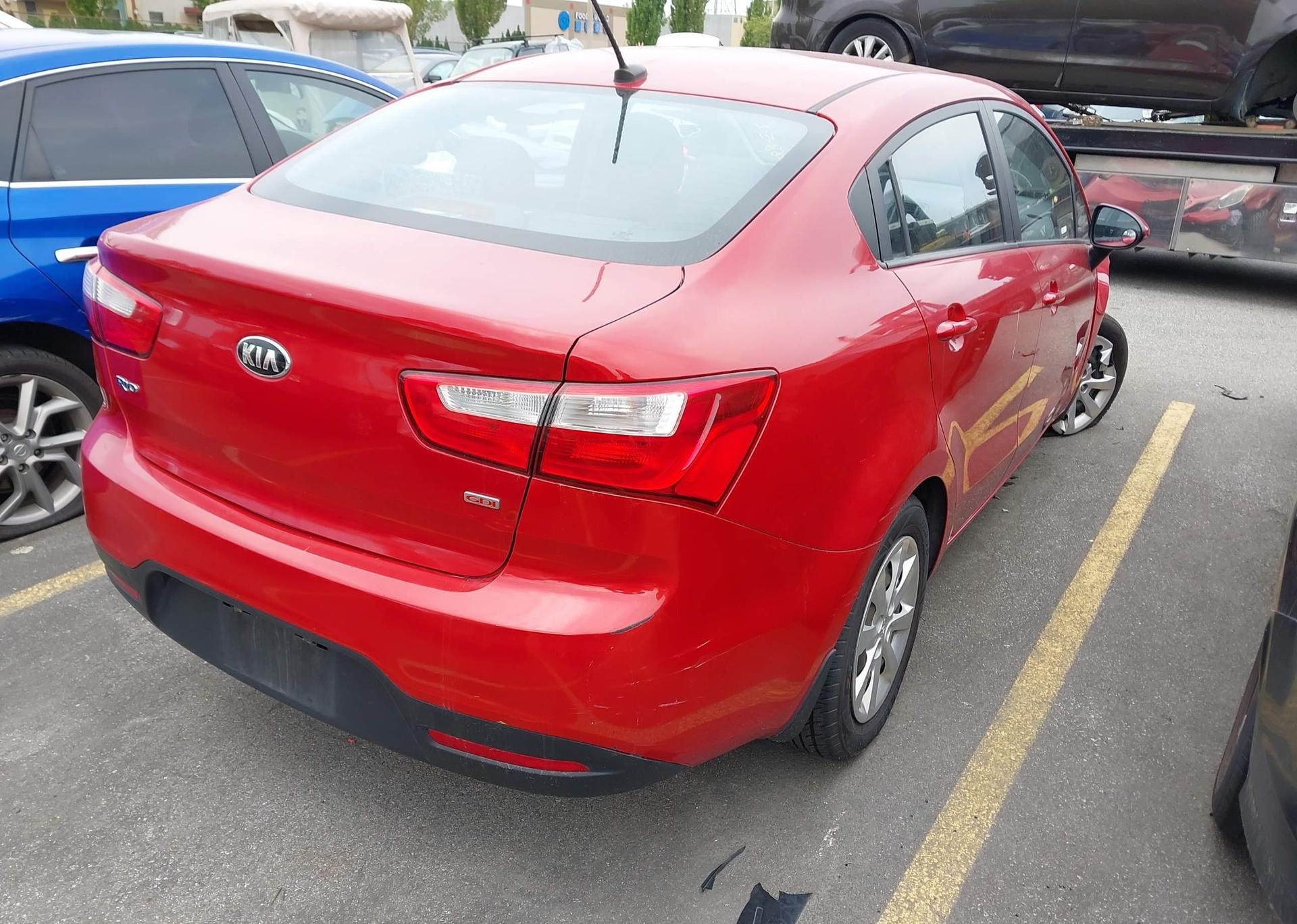 2015 KIA RIO LX