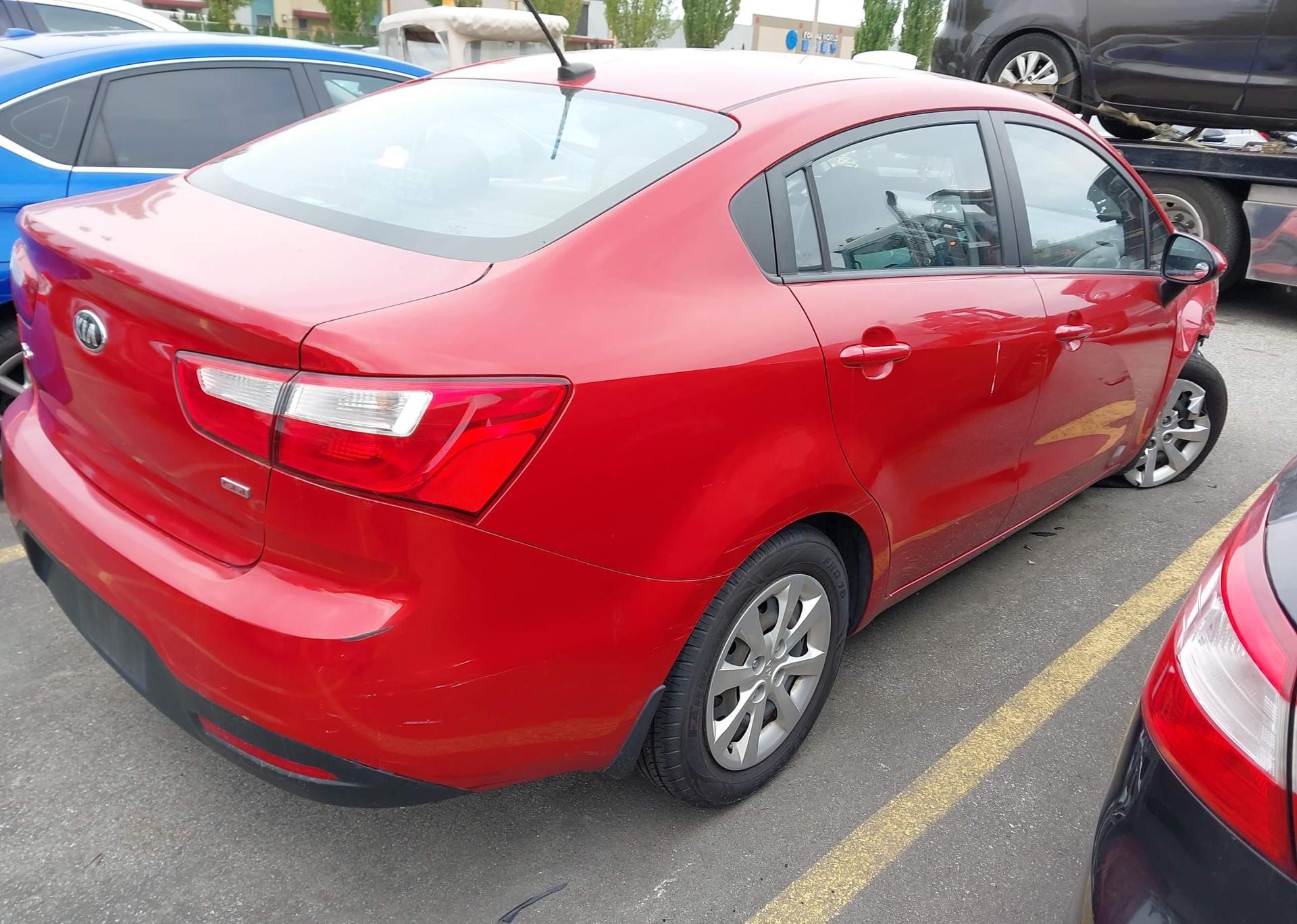 2015 KIA RIO LX