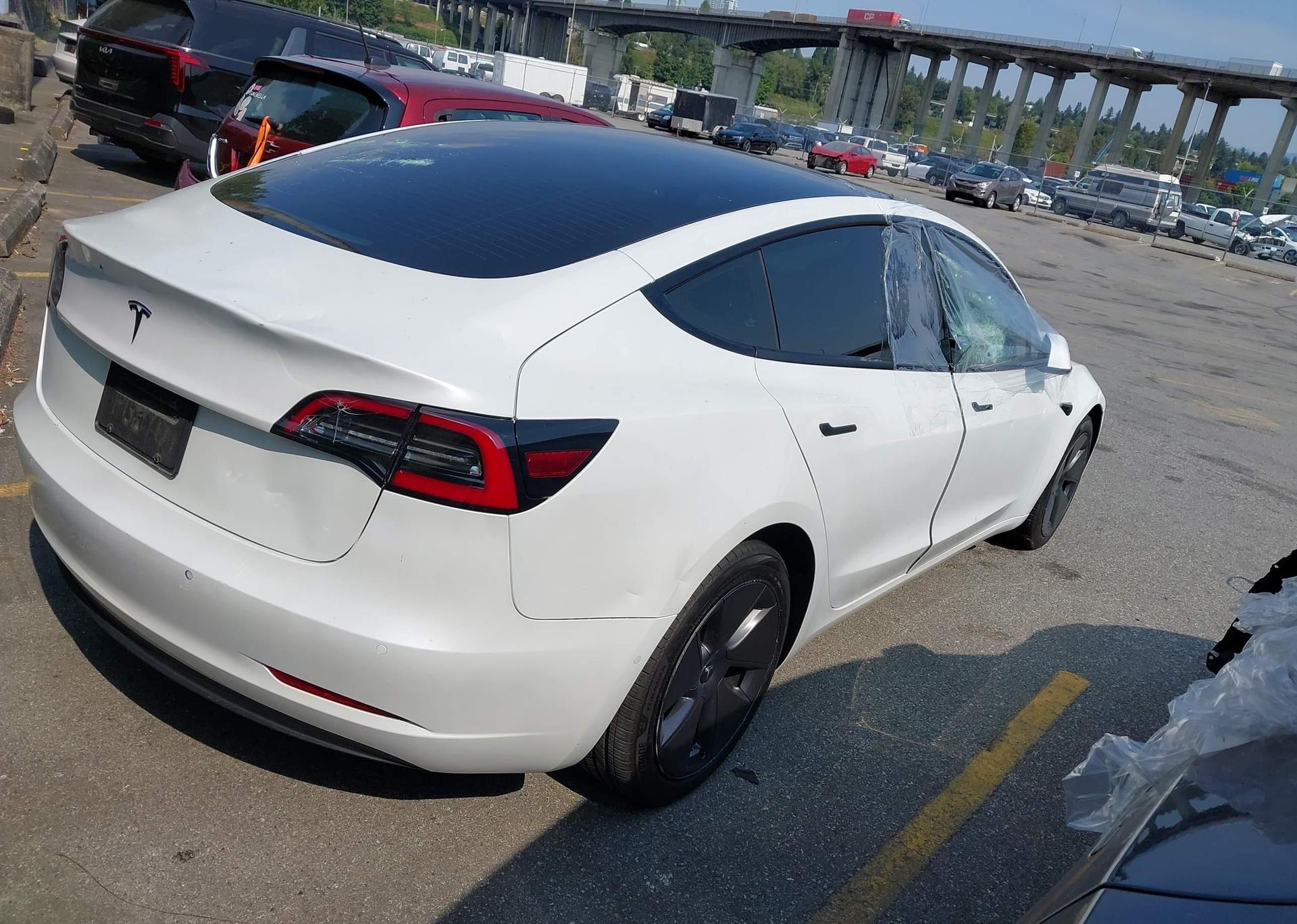 2022 TESLA MODEL 3