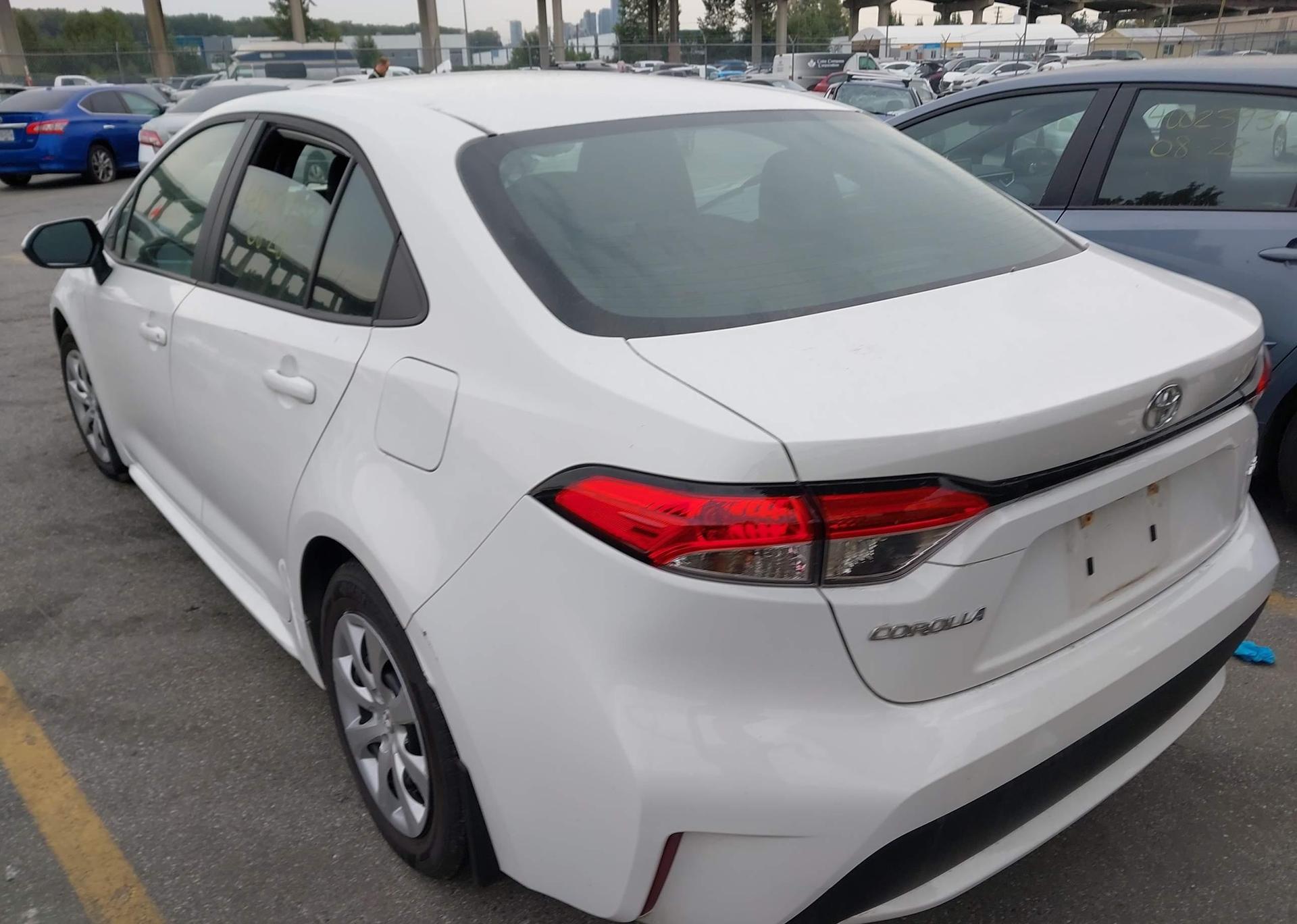 2021 TOYOTA COROLLA LE