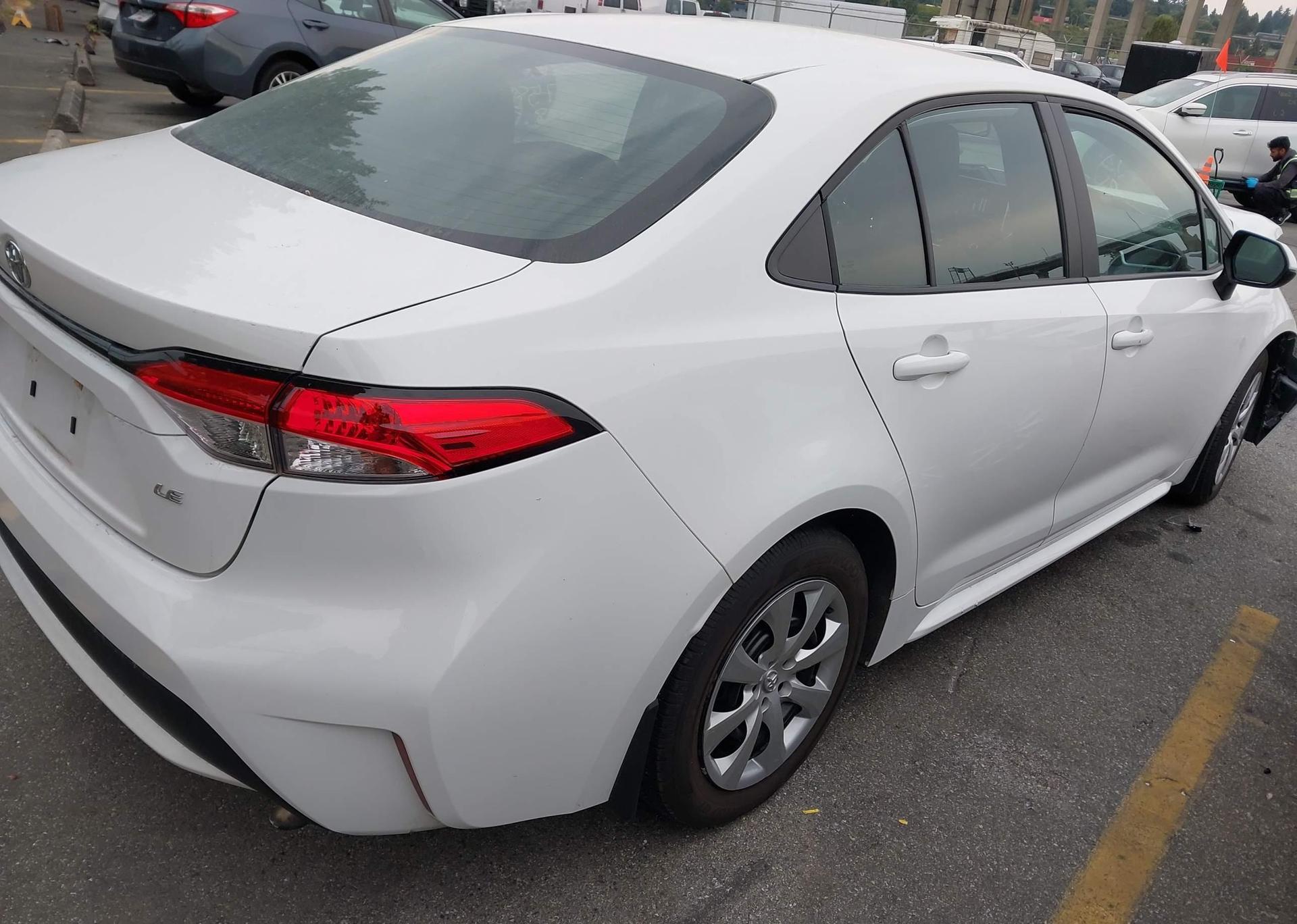 2021 TOYOTA COROLLA LE