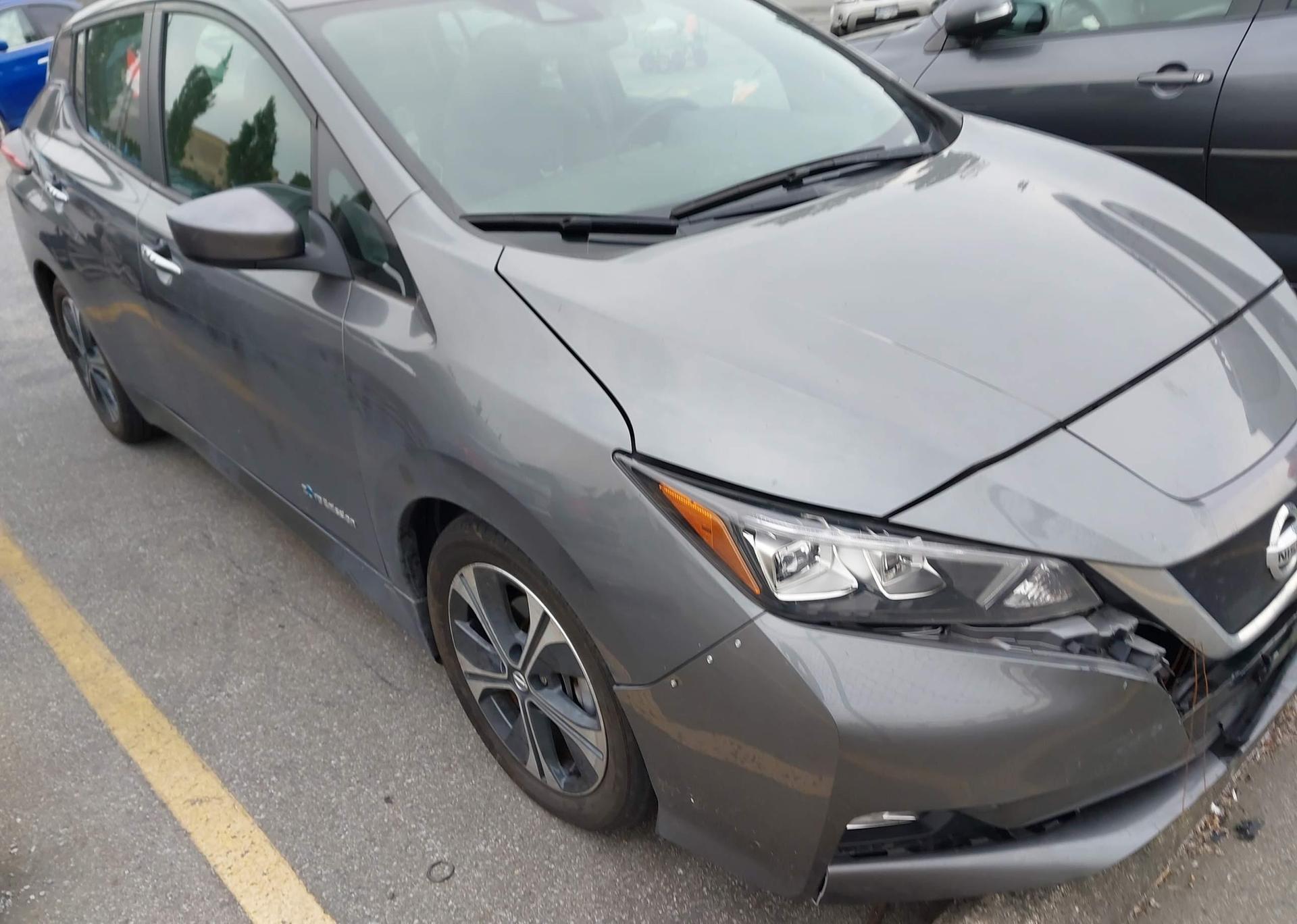2019 NISSAN LEAF