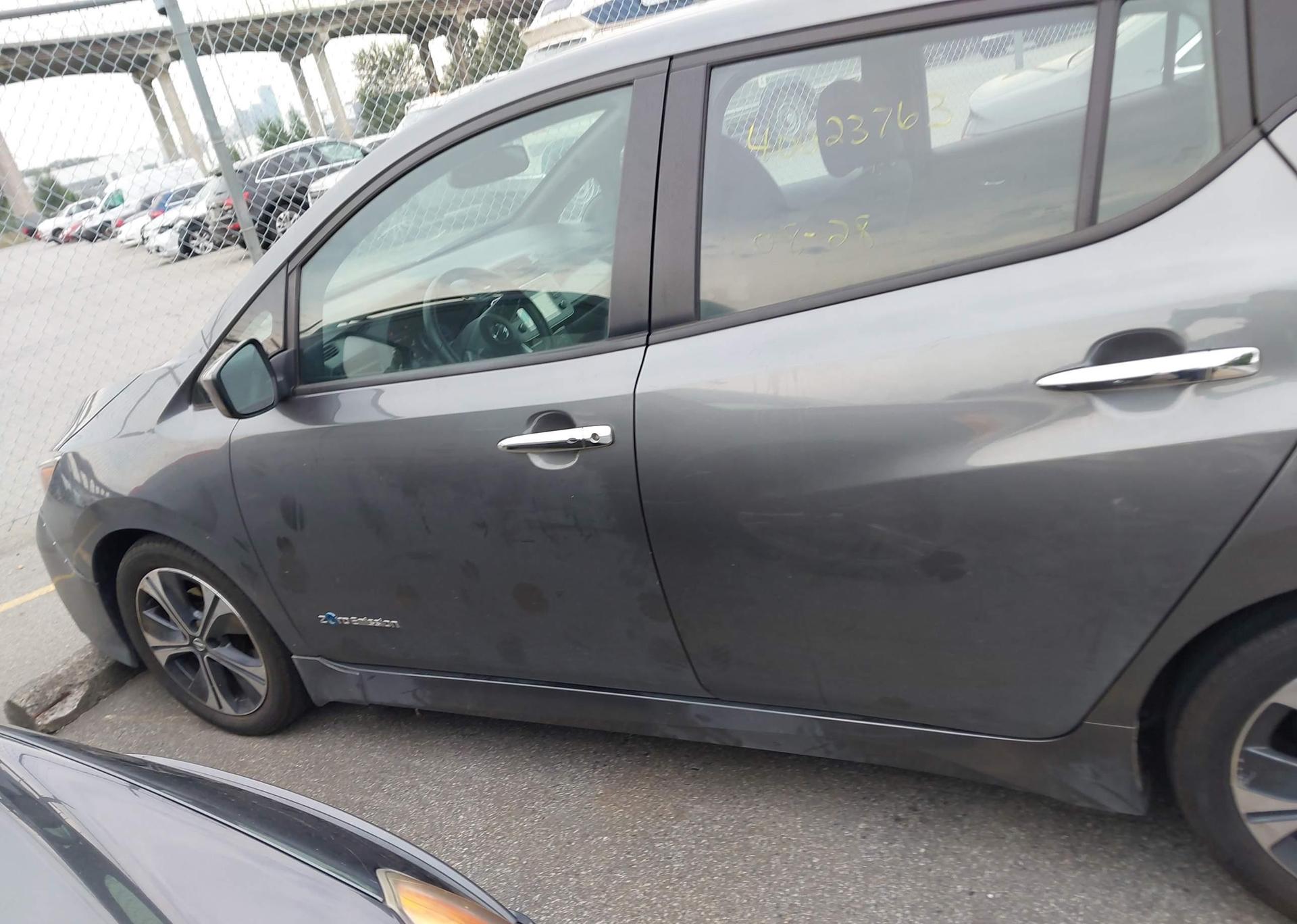 2019 NISSAN LEAF