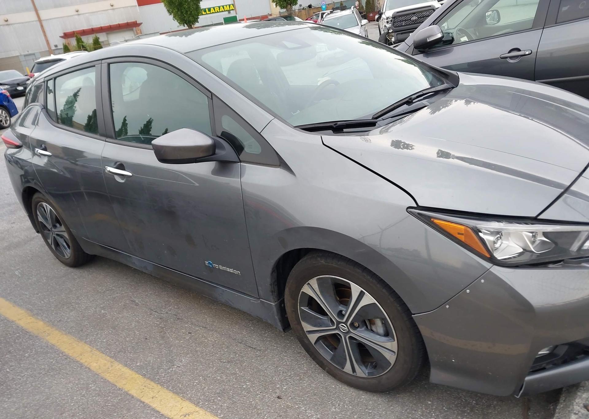2019 NISSAN LEAF