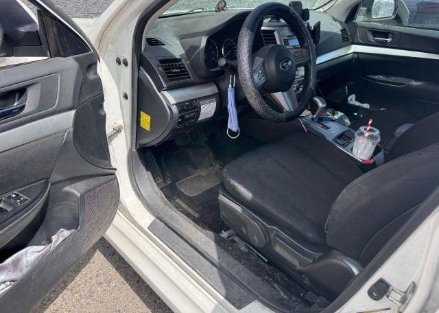 2011 SUBARU LEGACY 2.5I