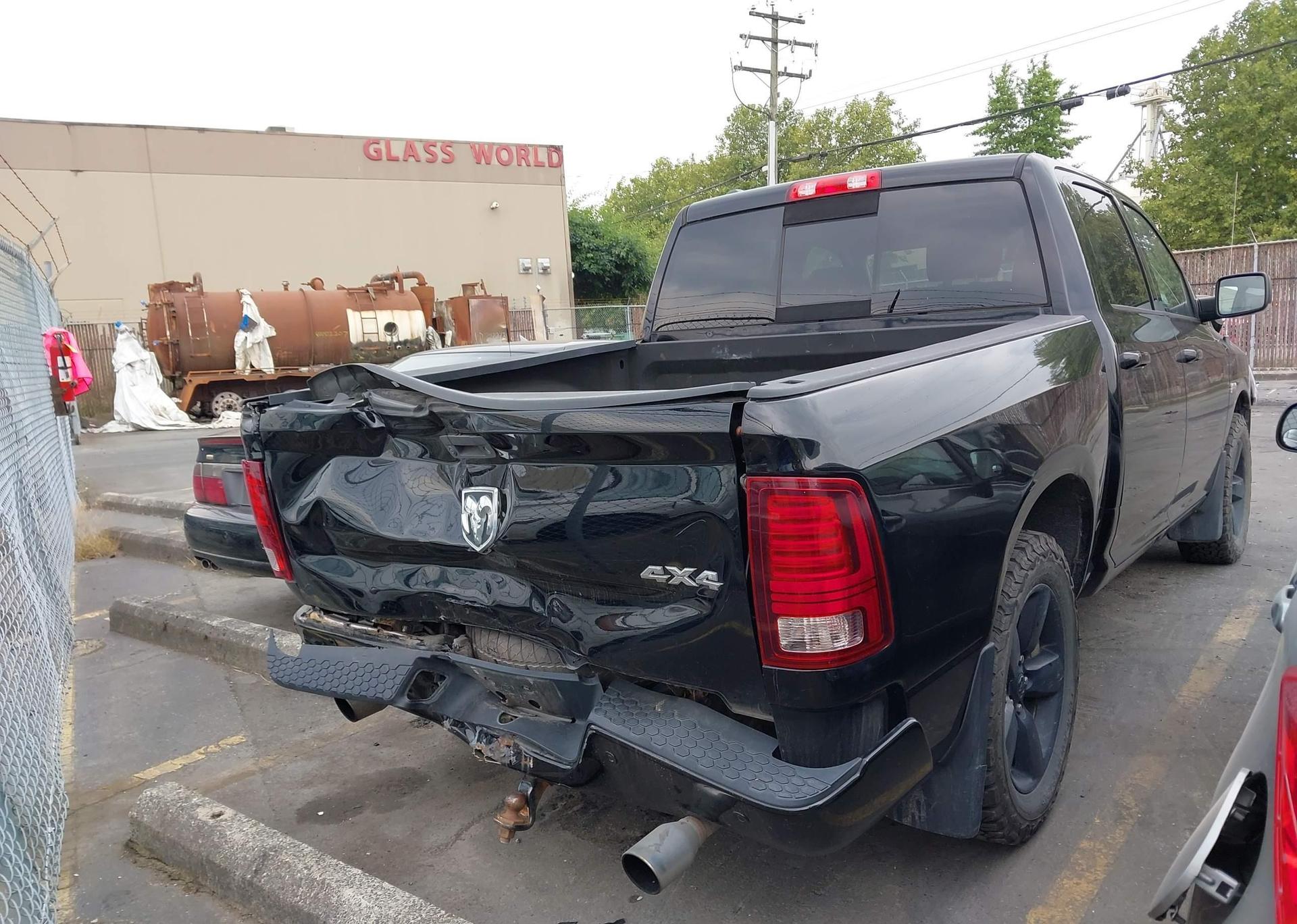 2014 RAM 1500 SPORT