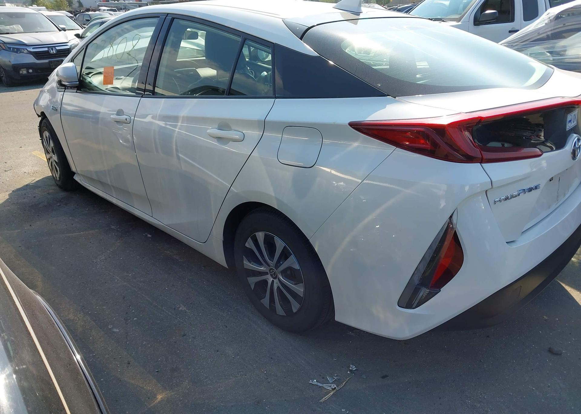2020 TOYOTA PRIUS