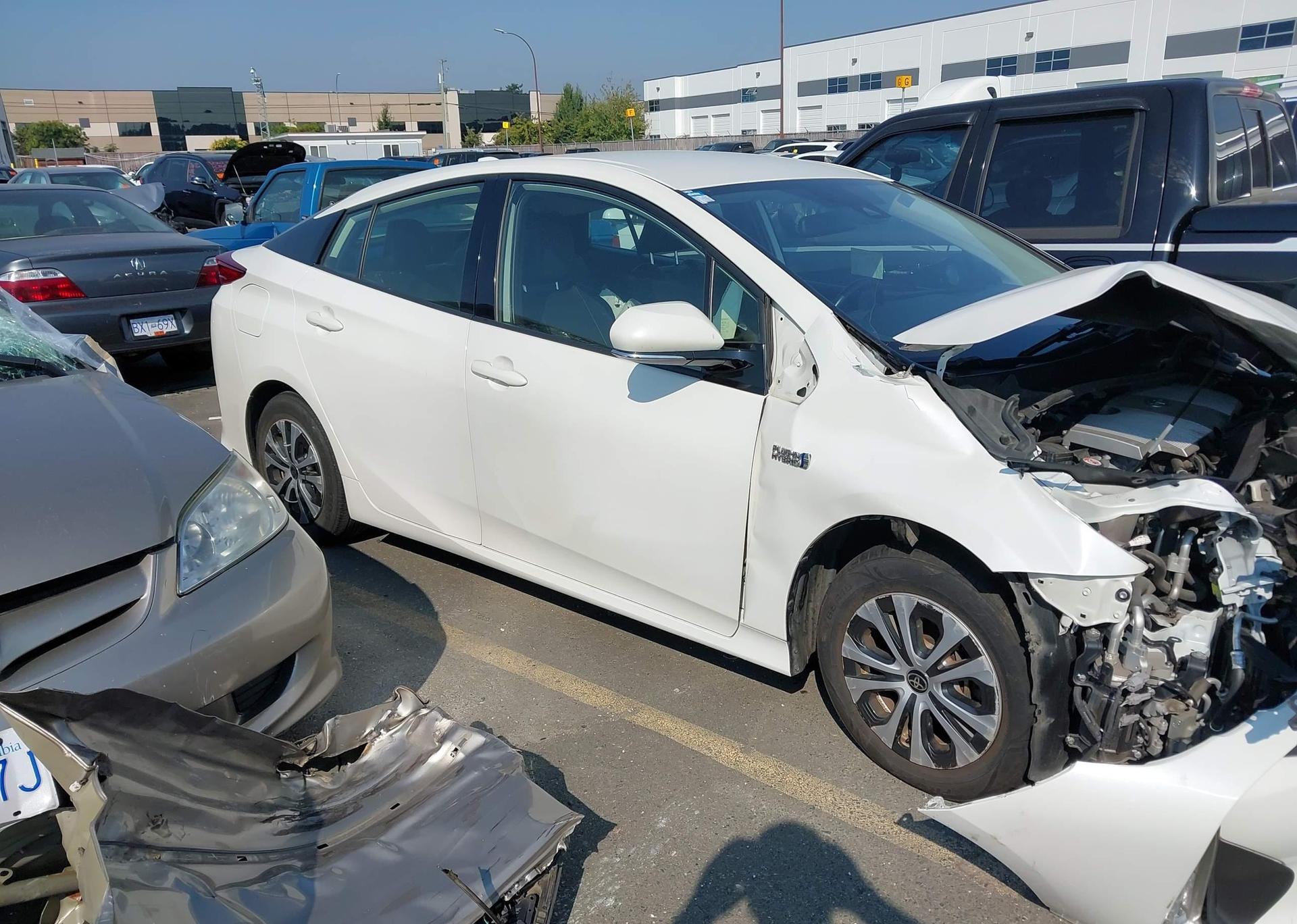 2020 TOYOTA PRIUS