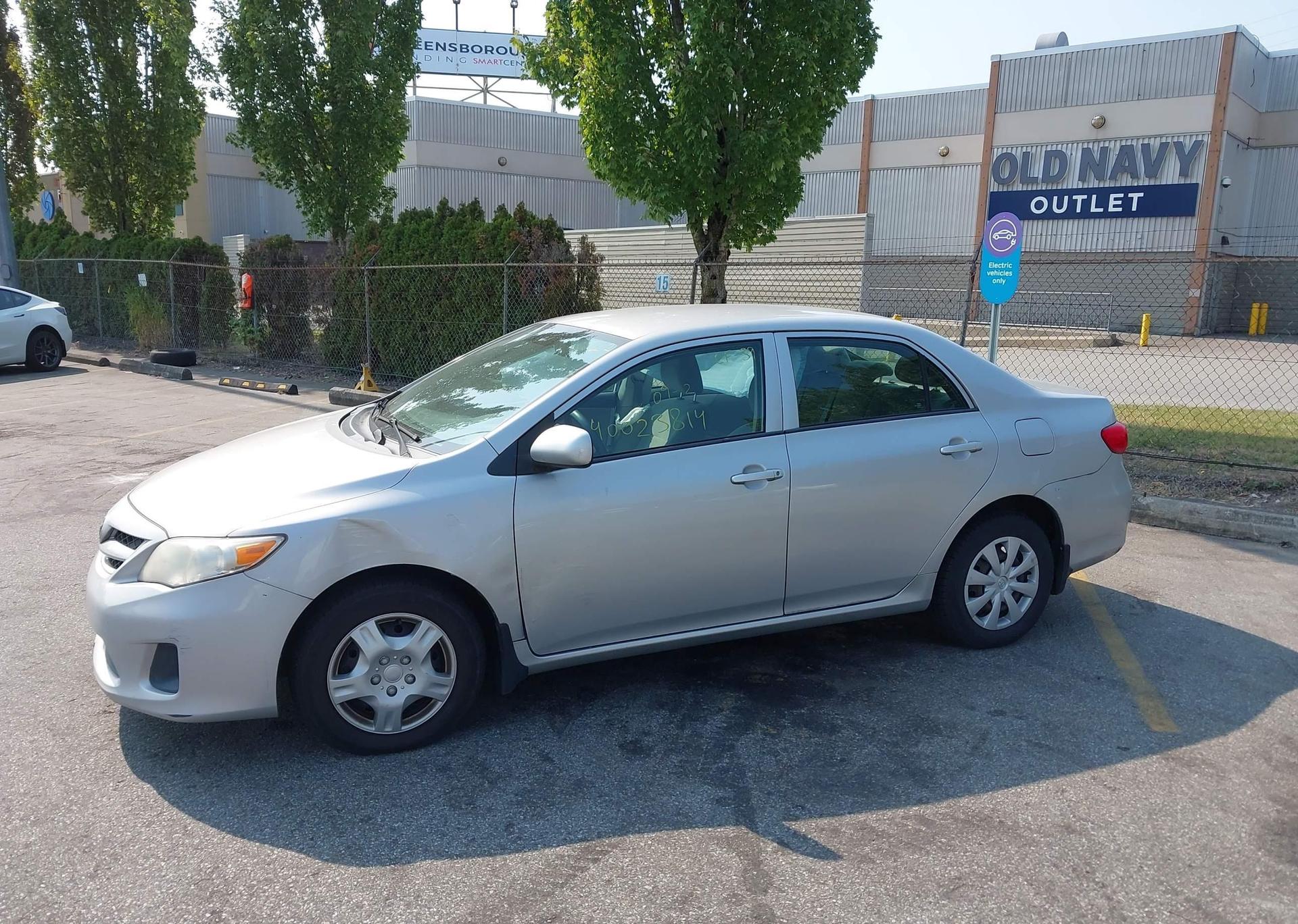 2013 TOYOTA COROLLA S