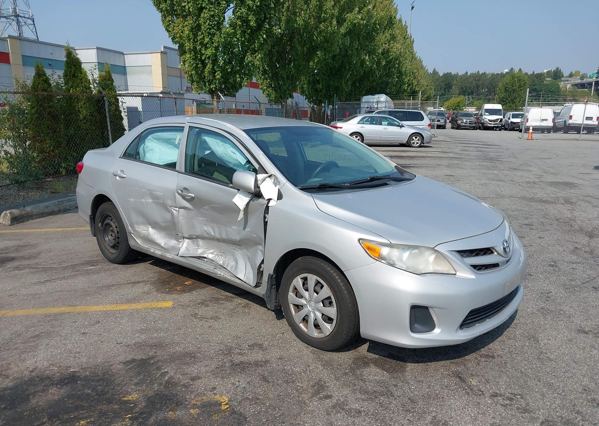 2013 TOYOTA COROLLA S