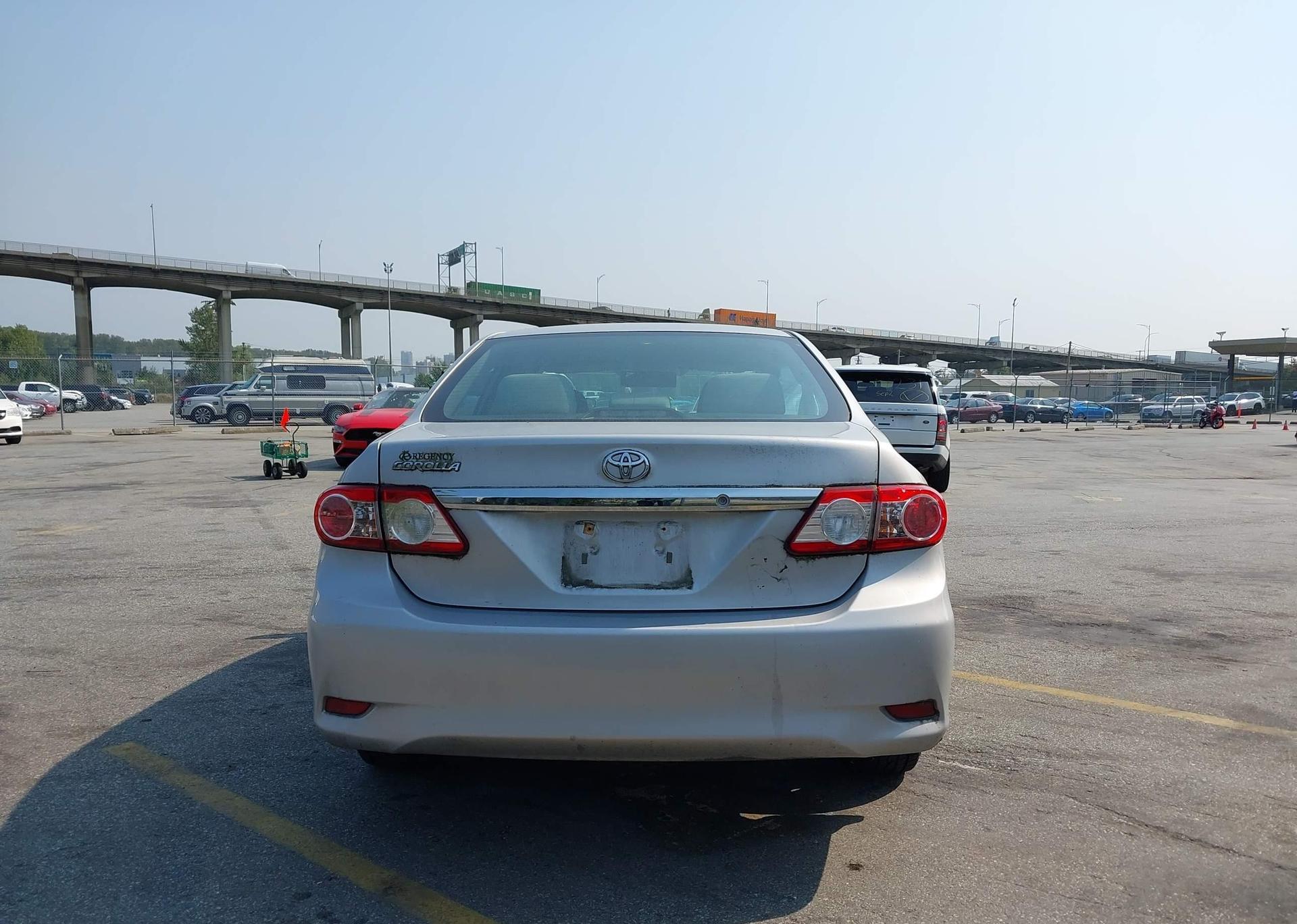 2013 TOYOTA COROLLA S