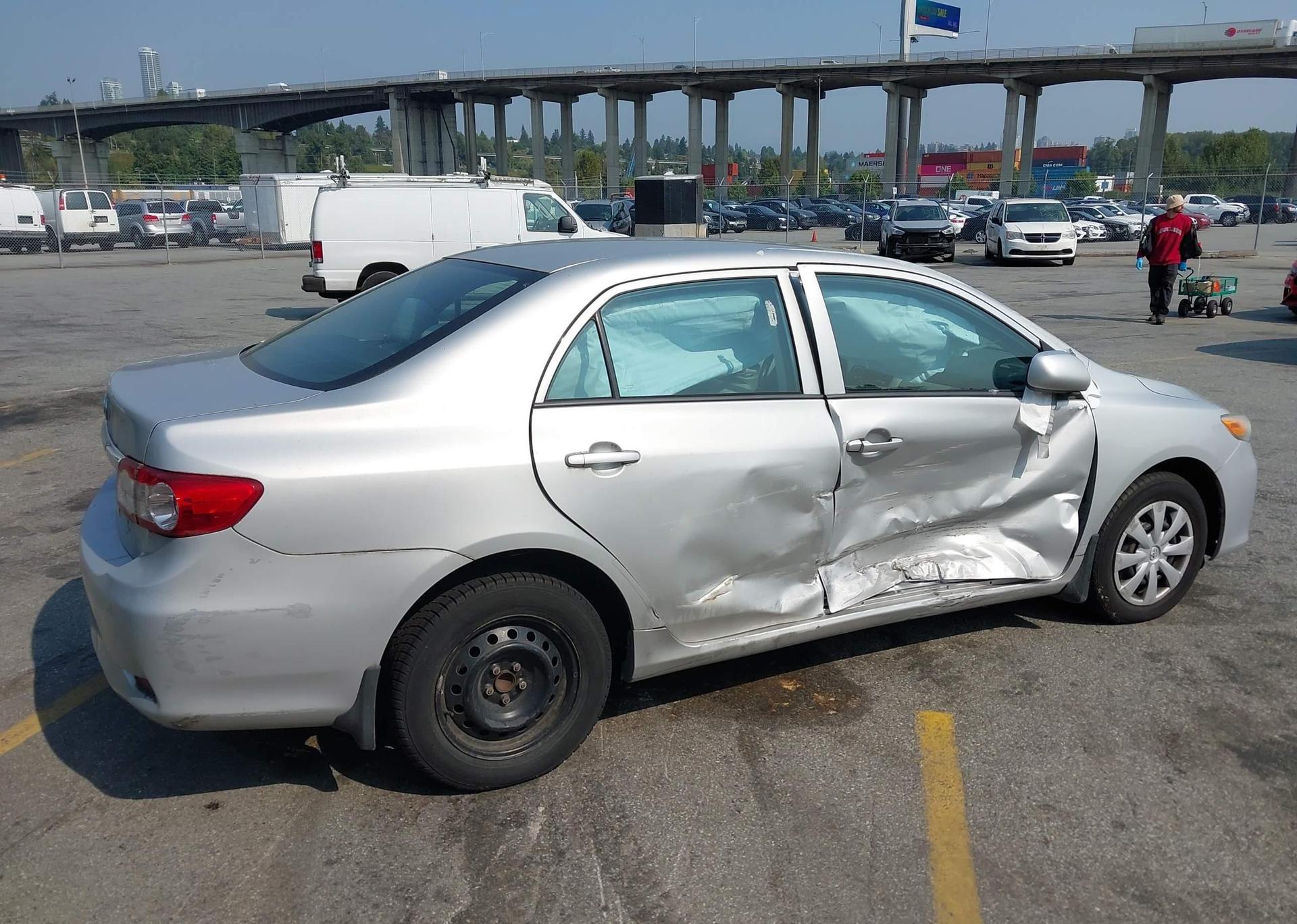 2013 TOYOTA COROLLA S