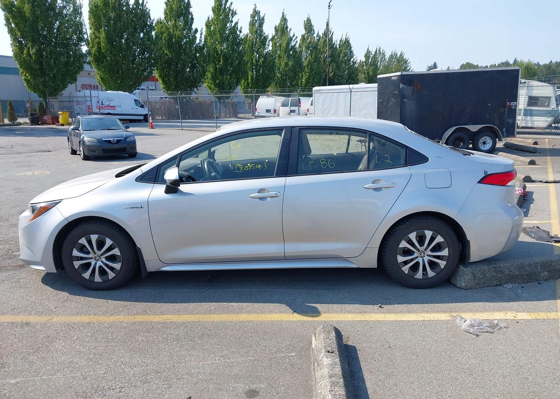 2021 TOYOTA COROLLA