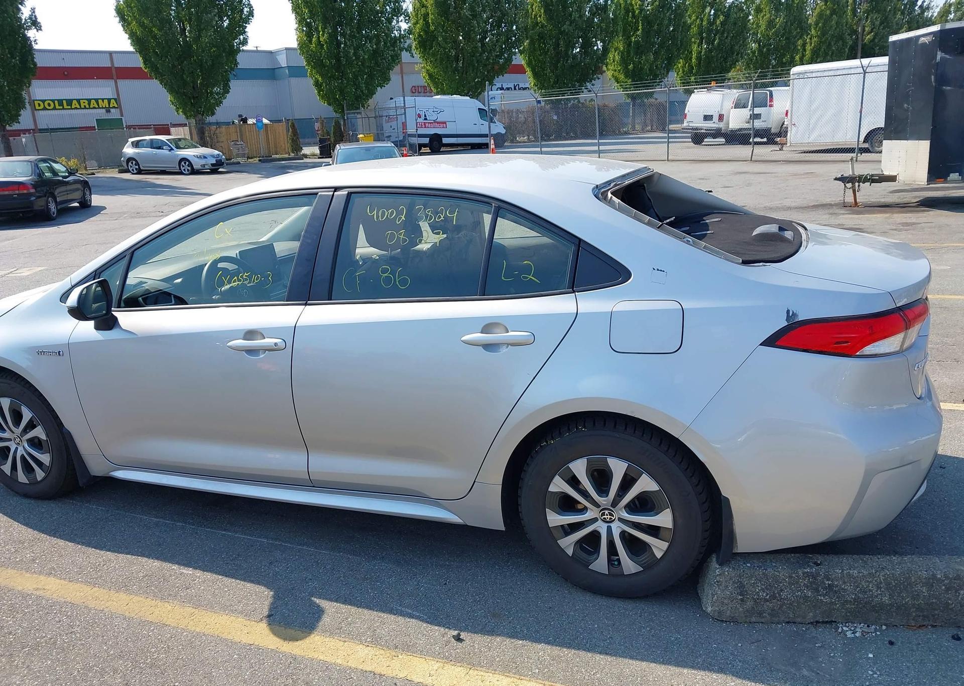 2021 TOYOTA COROLLA