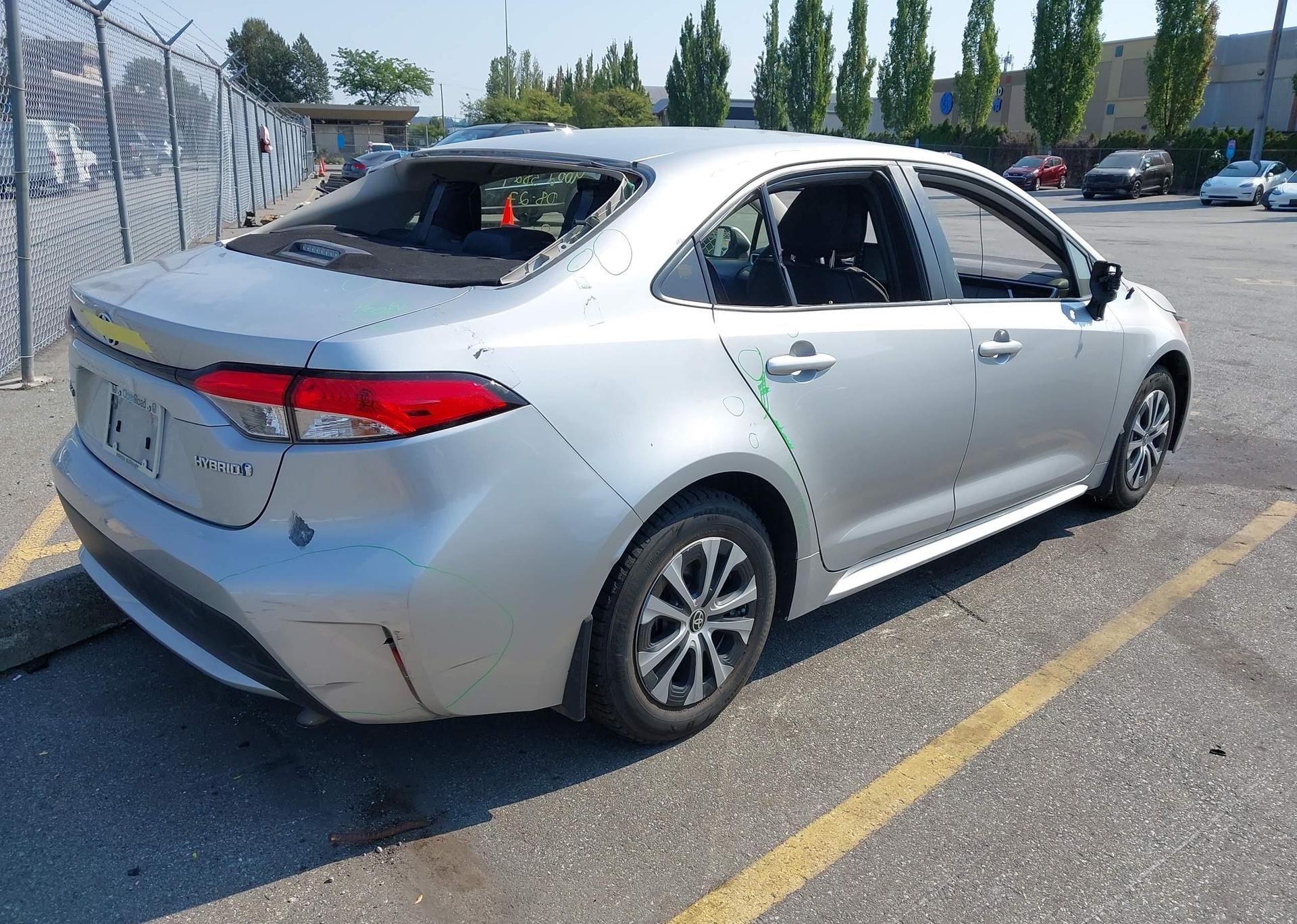 2021 TOYOTA COROLLA