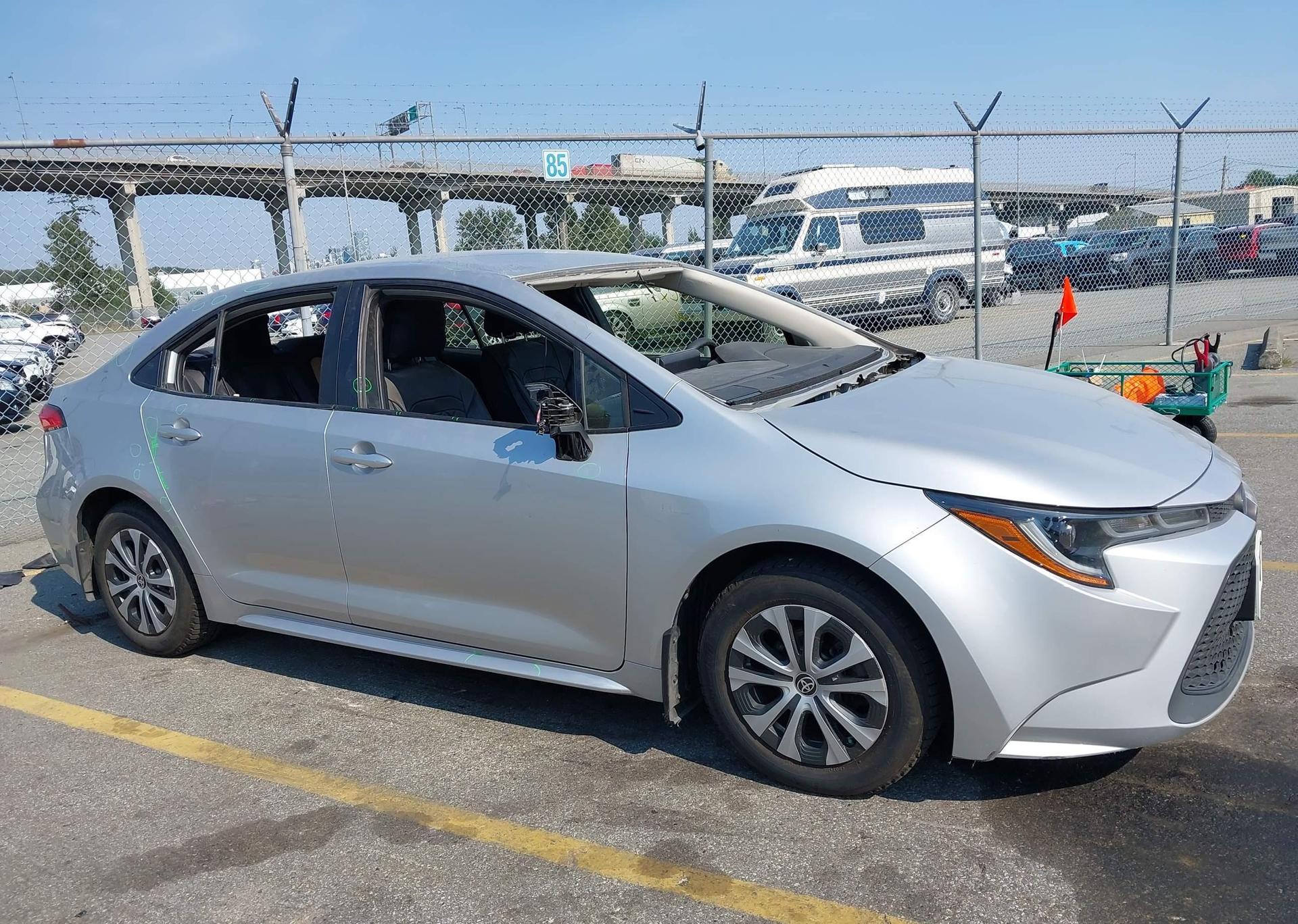 2021 TOYOTA COROLLA