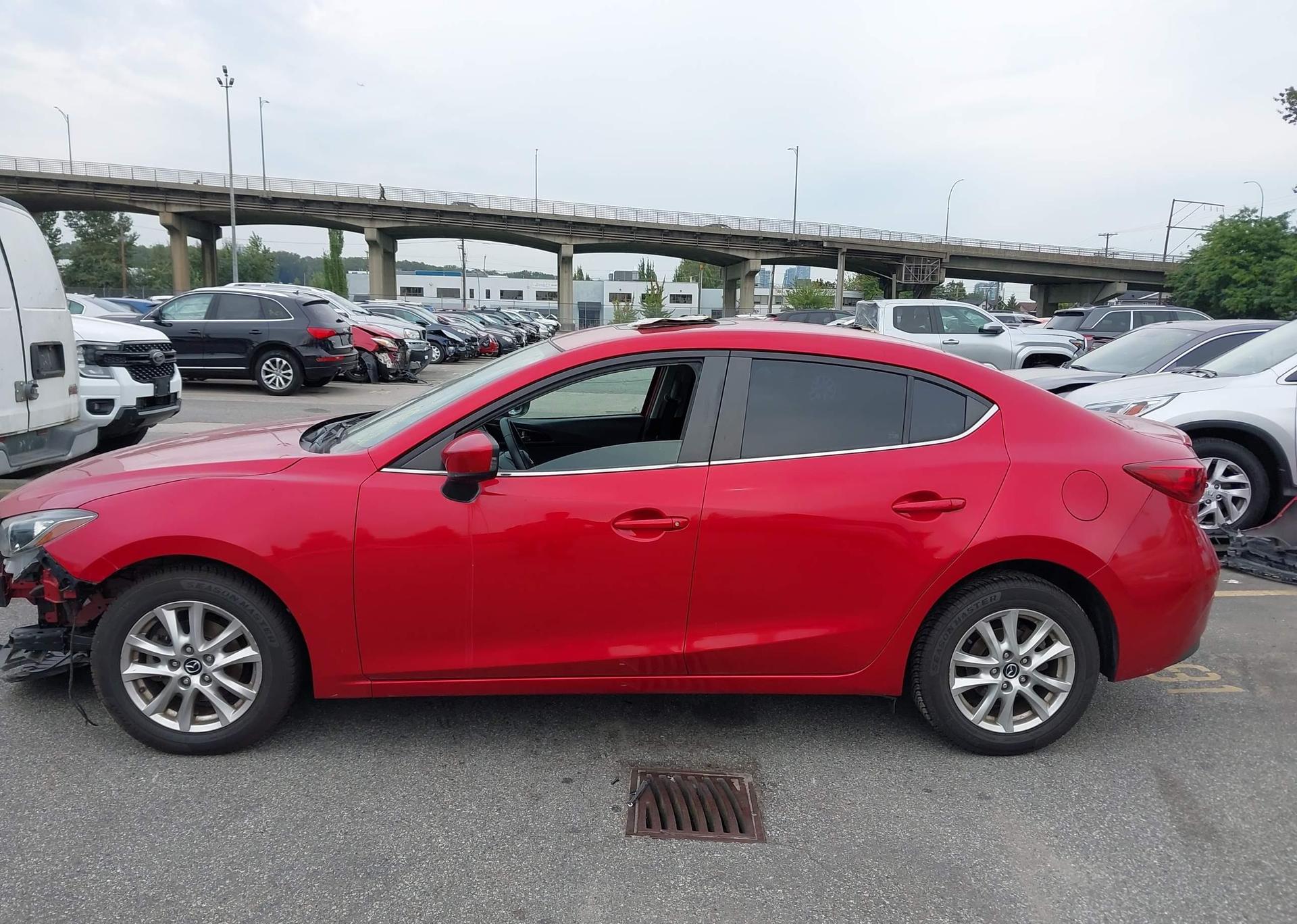 2015 MAZDA 3 TOURING