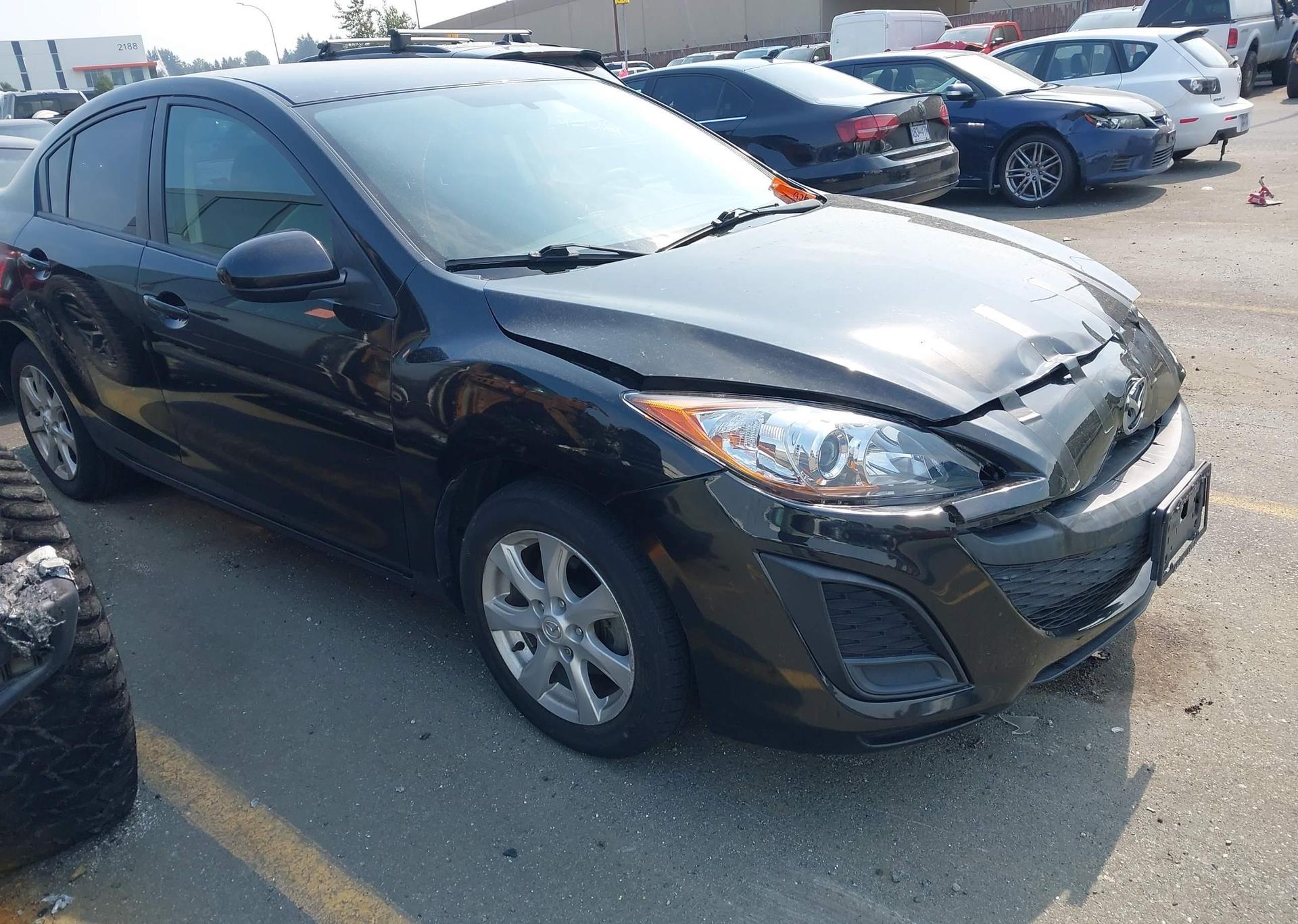 2011 MAZDA 3 I
