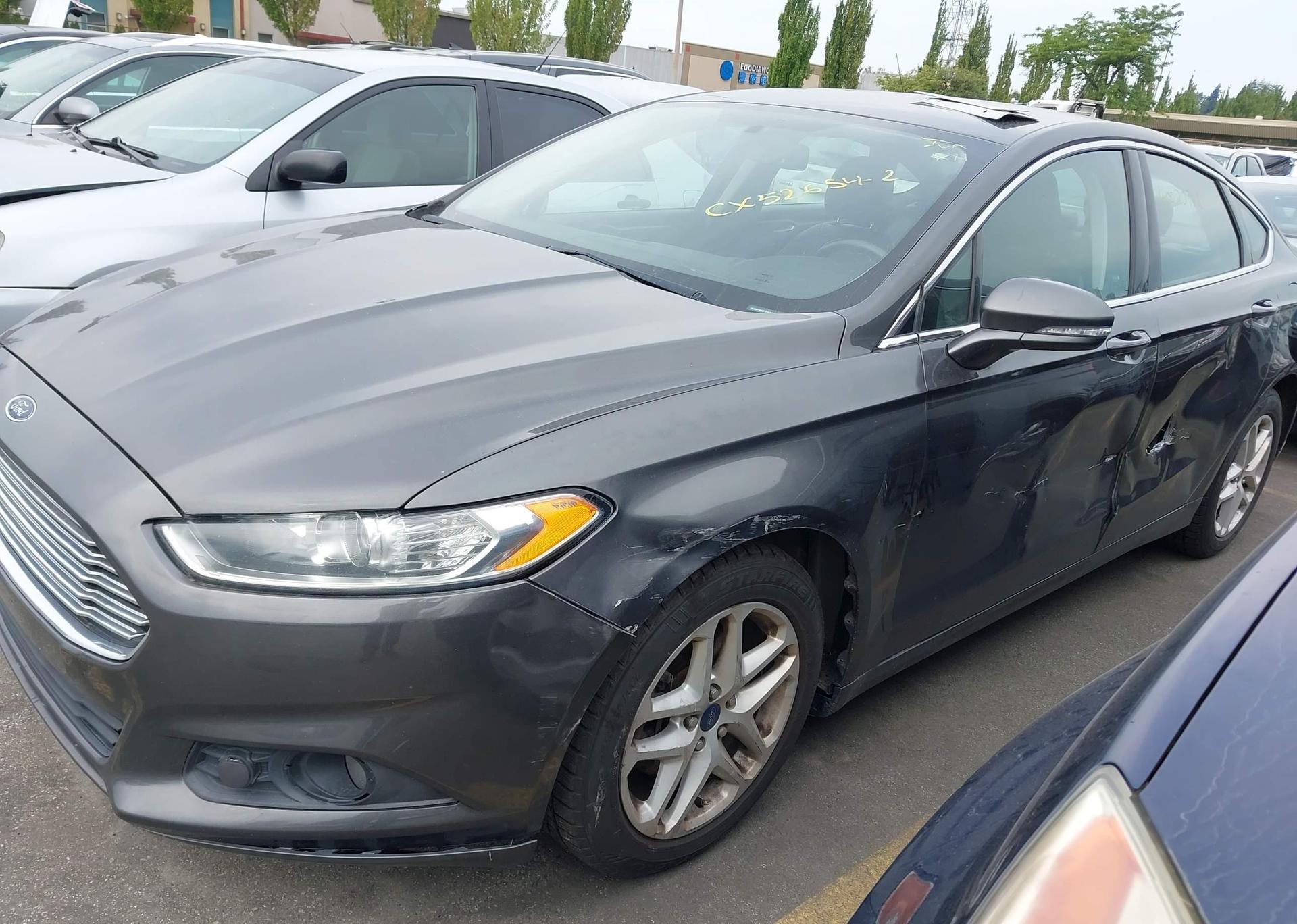 2015 FORD FUSION SE