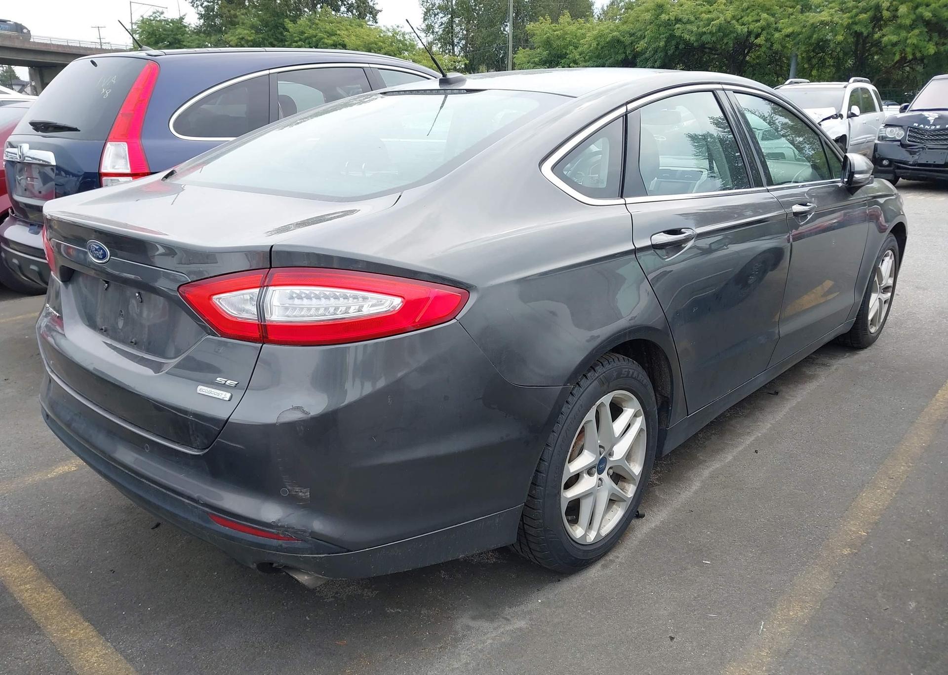 2015 FORD FUSION SE
