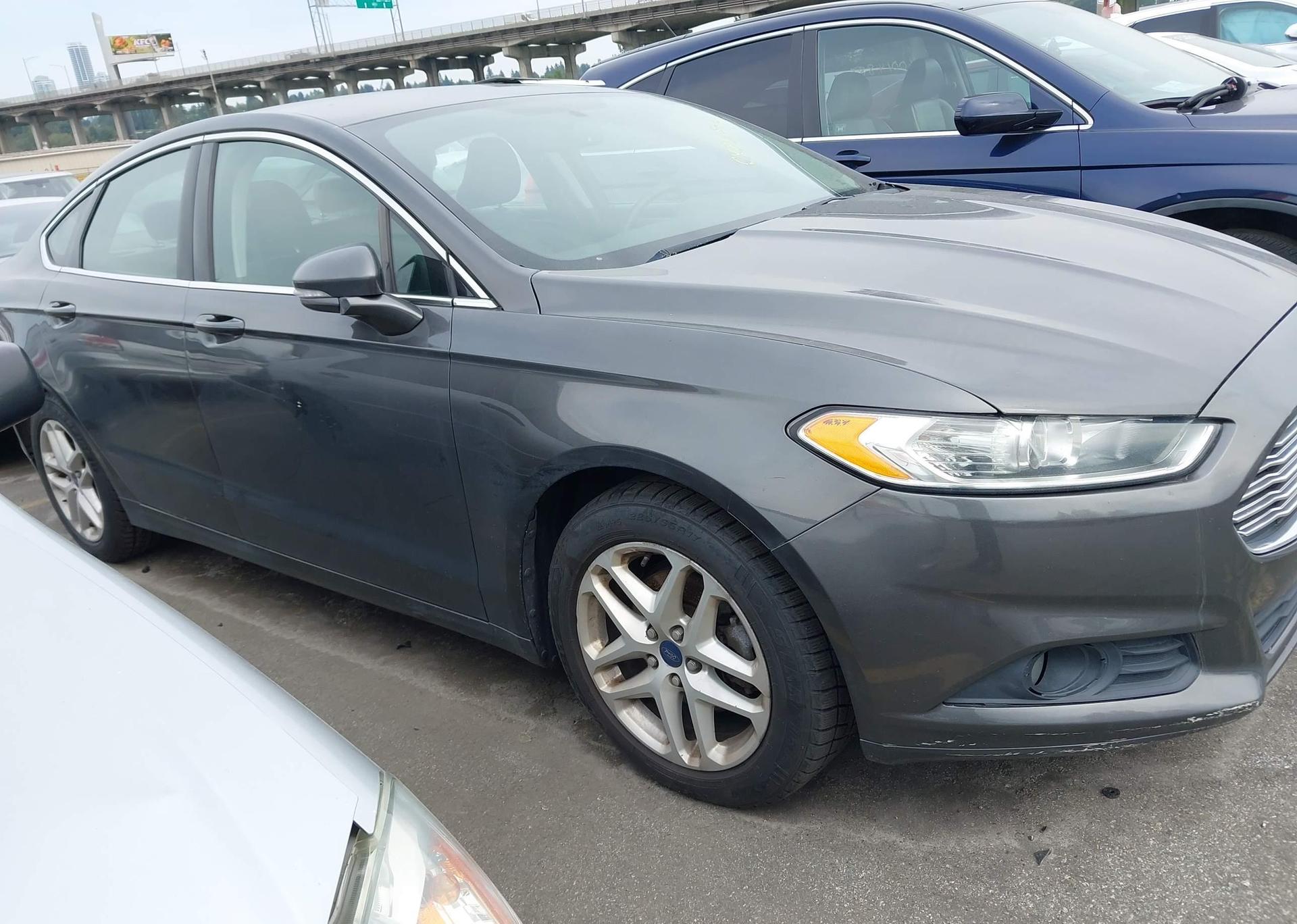 2015 FORD FUSION SE