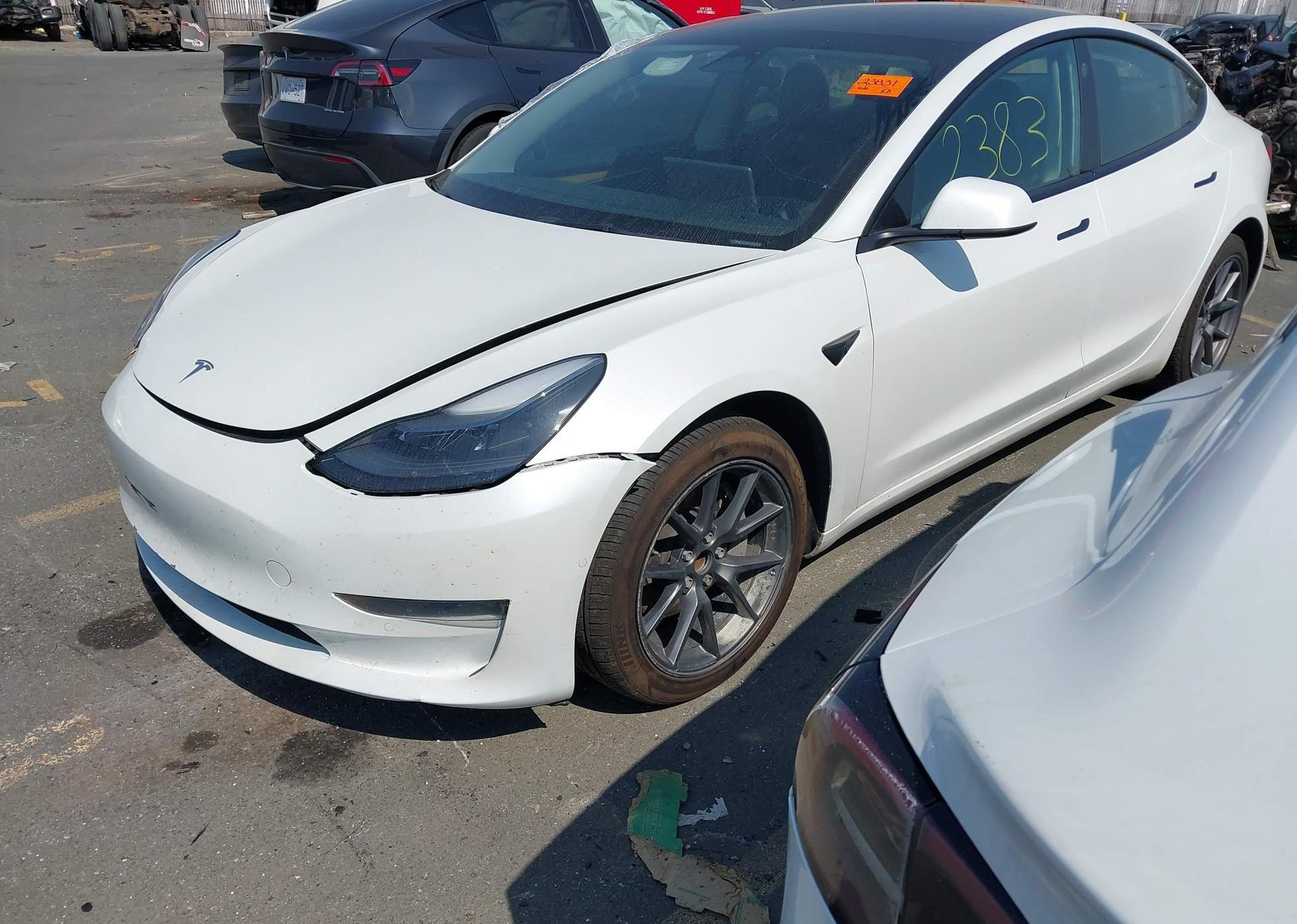 2022 TESLA MODEL 3