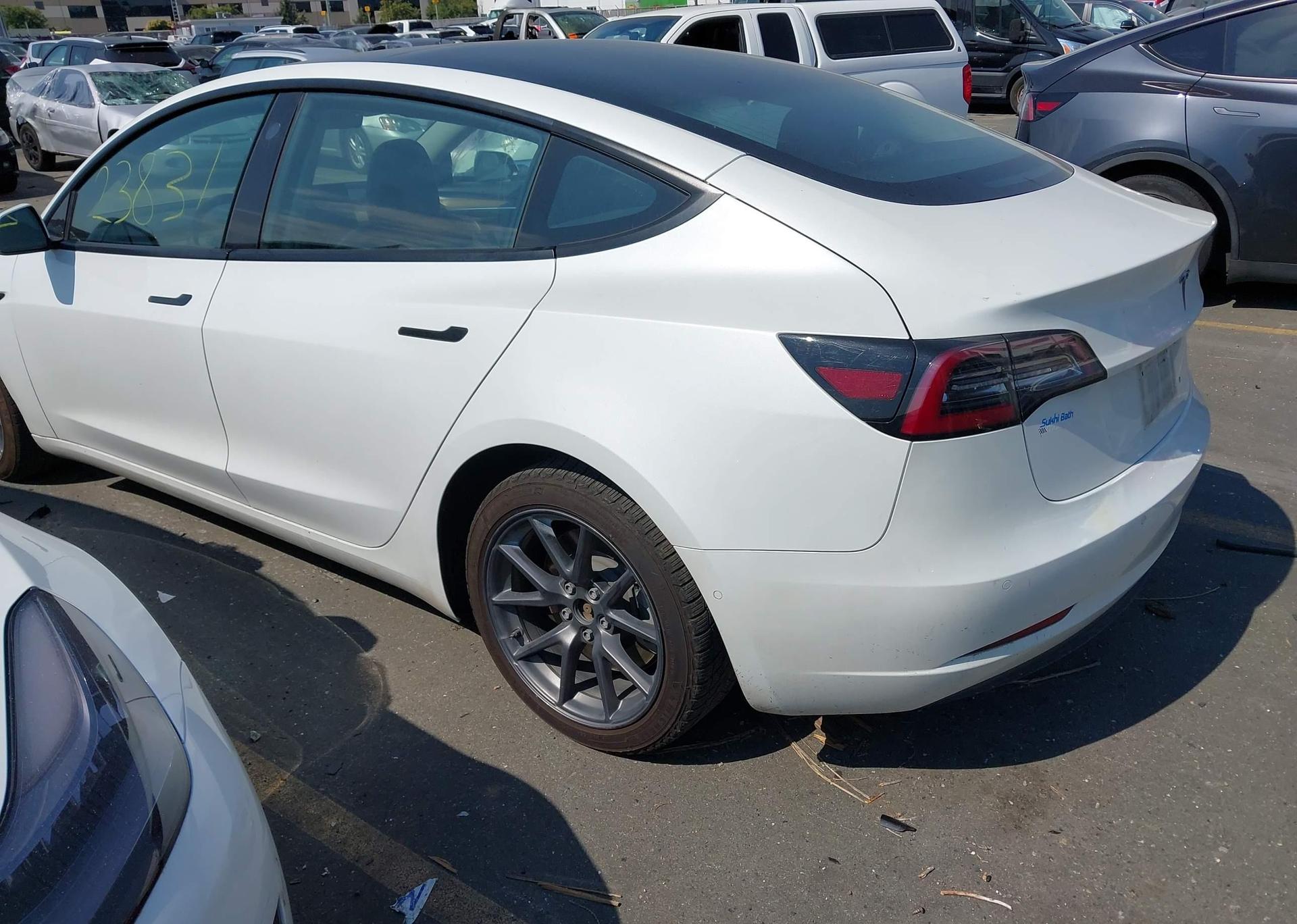 2022 TESLA MODEL 3