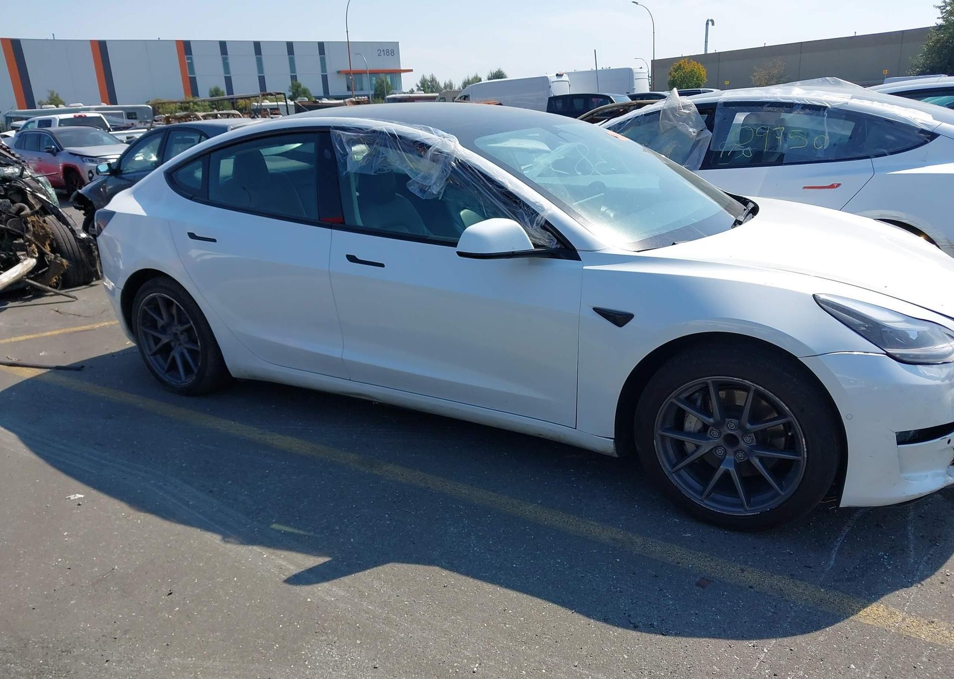 2022 TESLA MODEL 3
