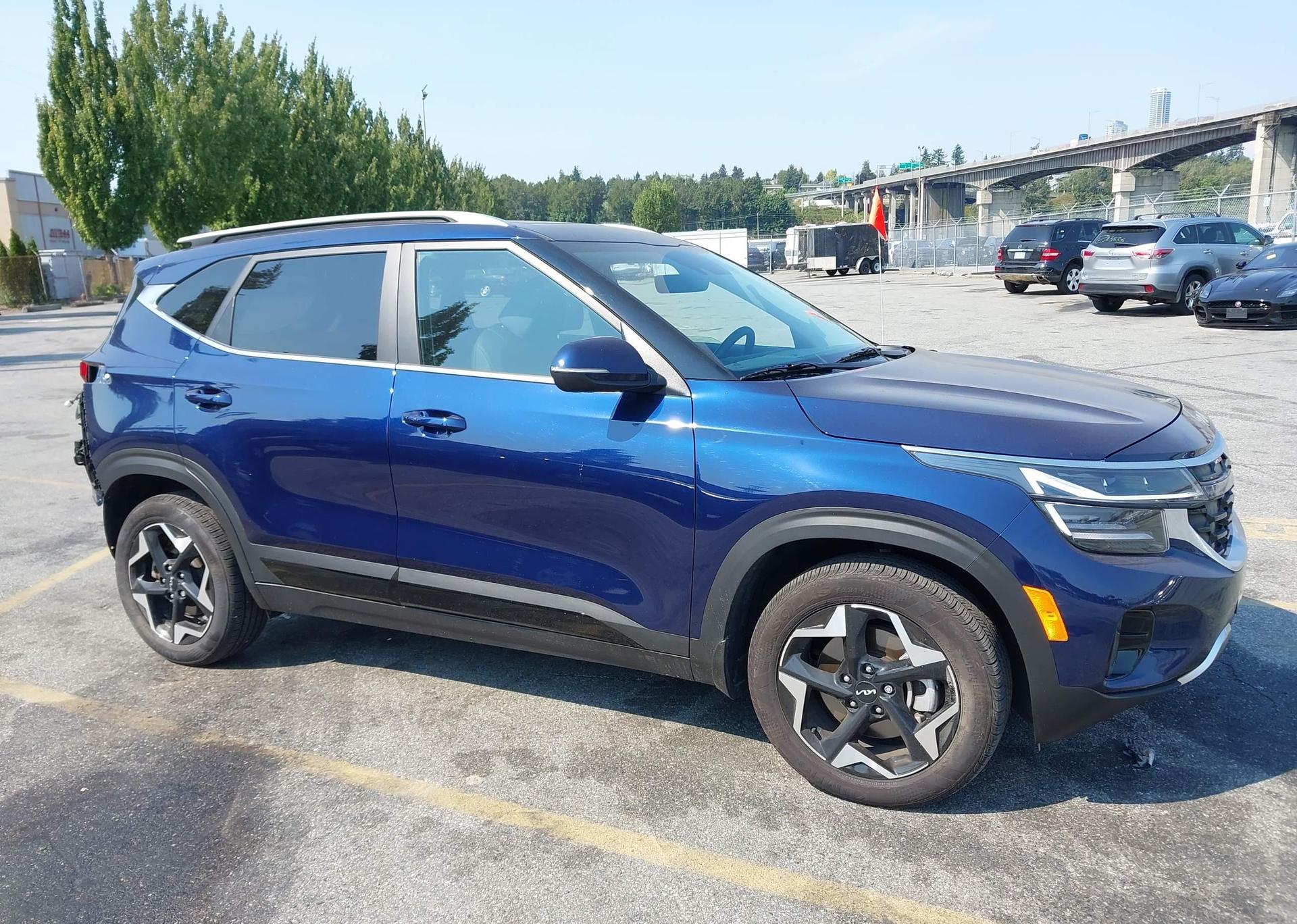 2024 KIA SELTOS EX