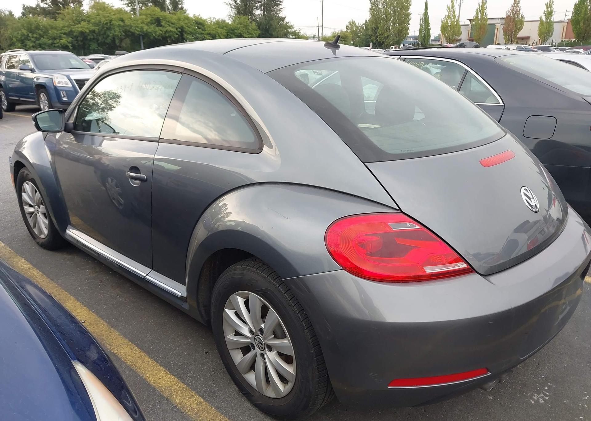 2012 VOLKSWAGEN BEETLE