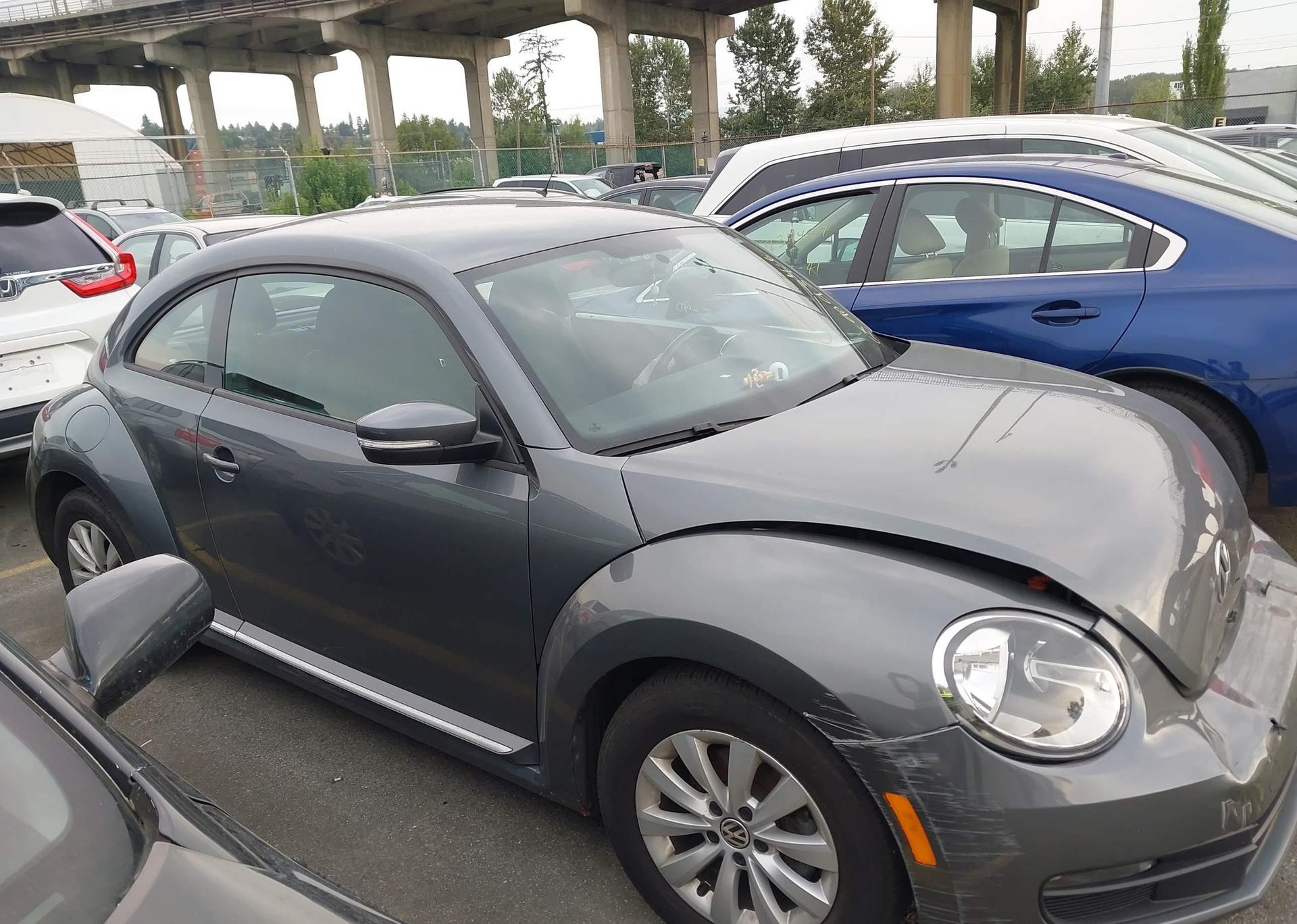 2012 VOLKSWAGEN BEETLE