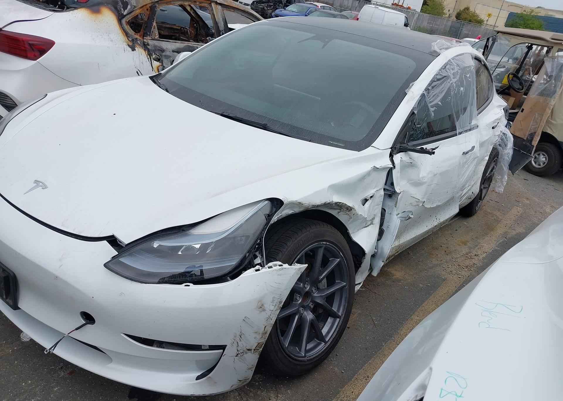 2023 TESLA MODEL 3