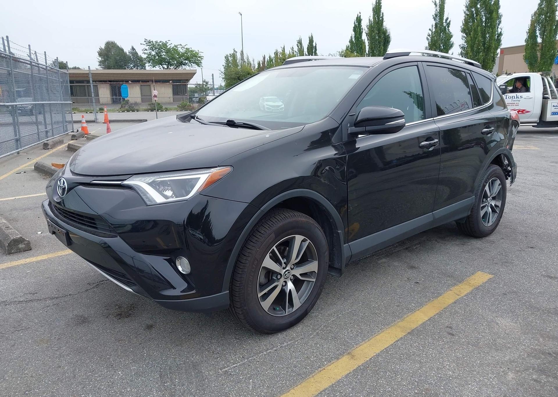 2016 TOYOTA RAV4