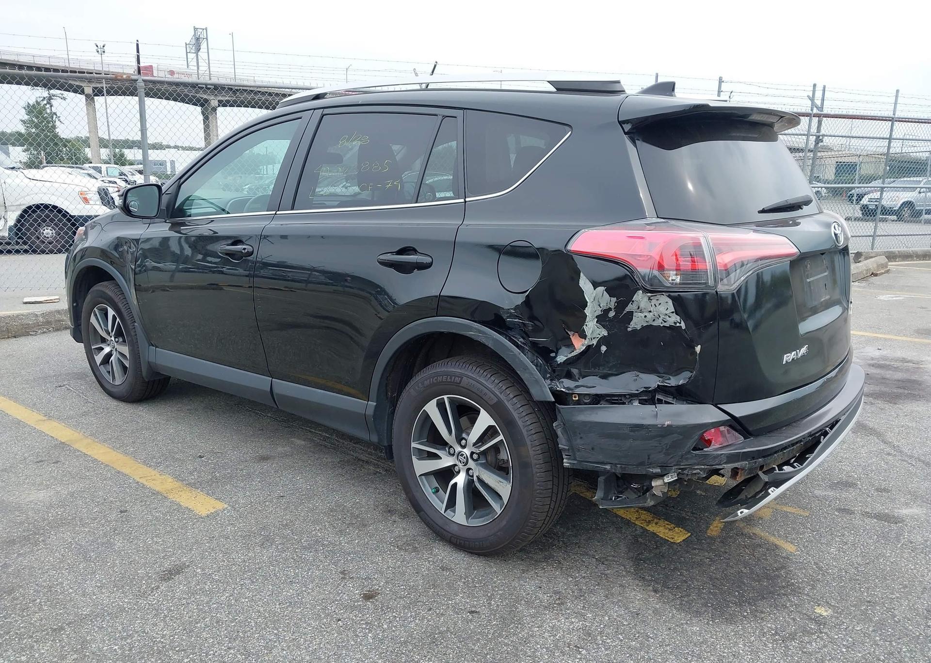 2016 TOYOTA RAV4