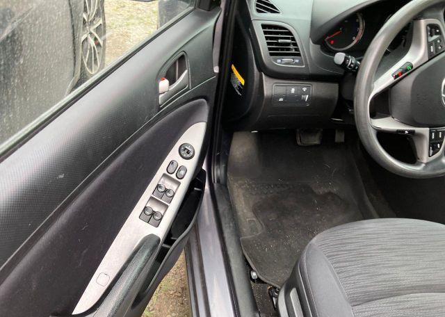 2015 HYUNDAI ACCENT GS