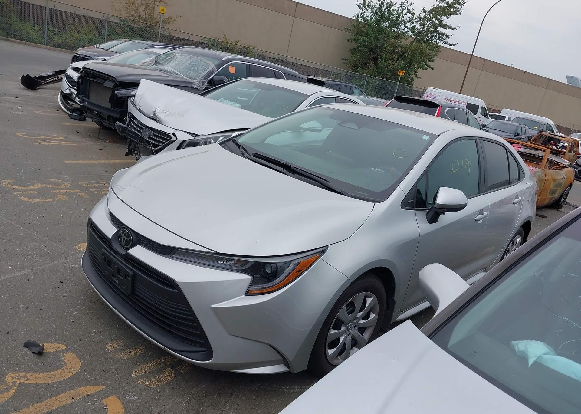 2025 TOYOTA COROLLA LE